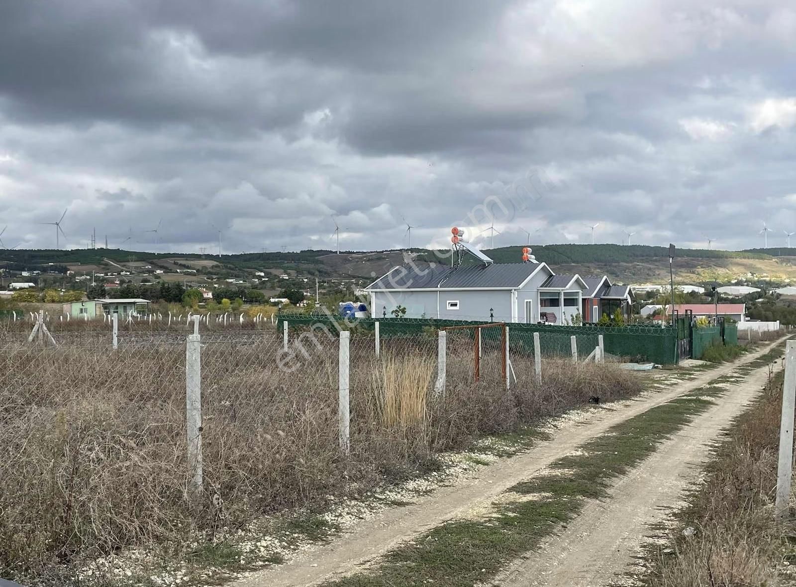 Çatalca Elbasan ‘da Satılık 250 M2 Etrafı Çevrili Kapısı Takılı Elektrik Var - Görsel 7