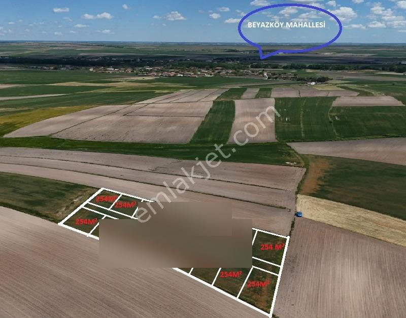 Tekirdağ Saray Beyazköyde Satılık 254 M2 Çaplı Köy Manzaralı Fırsat Arsa