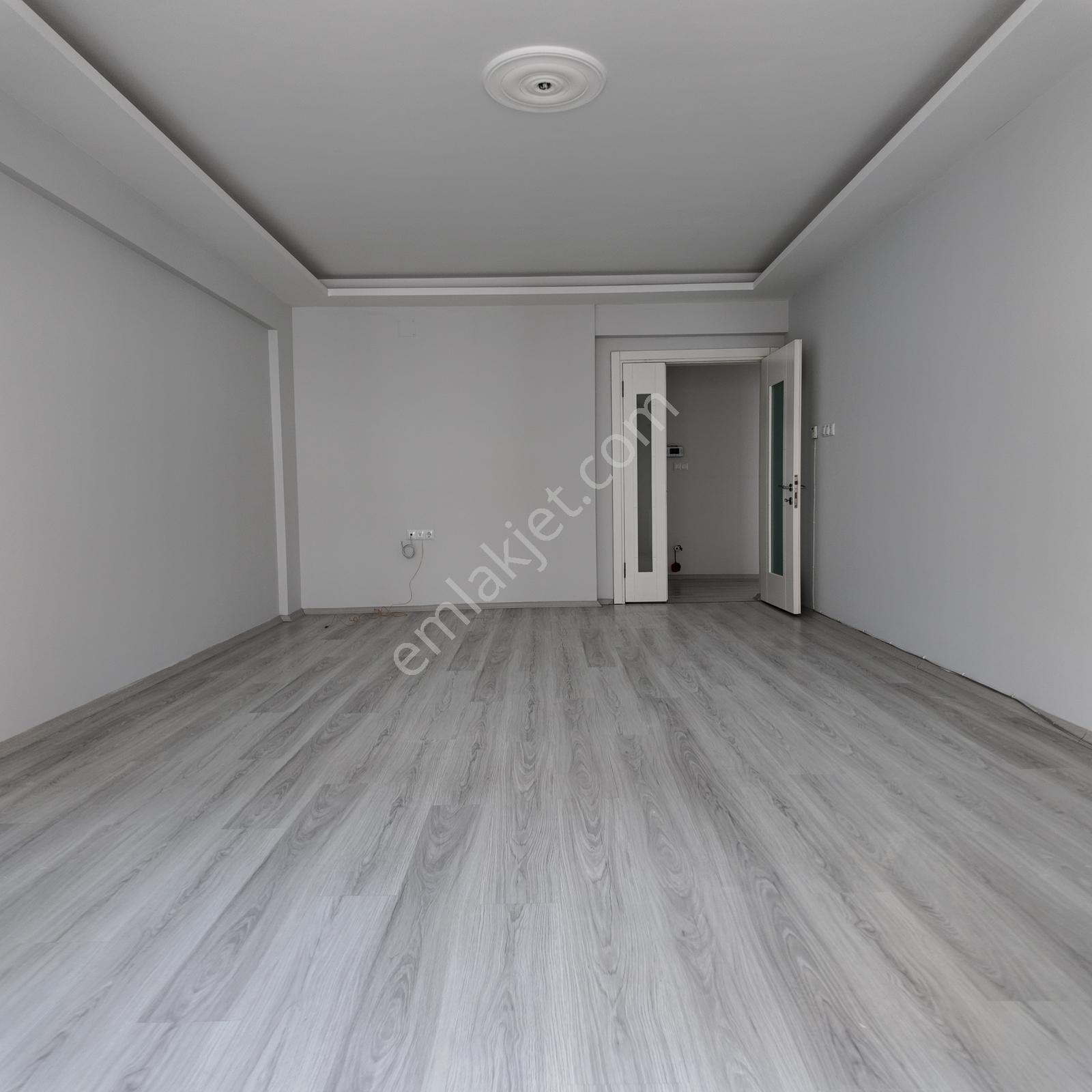 Hürriyet Kirazoğlu Hastanesi Yanında Bakımlı 150 M2 3+1 Daire - Görsel 2