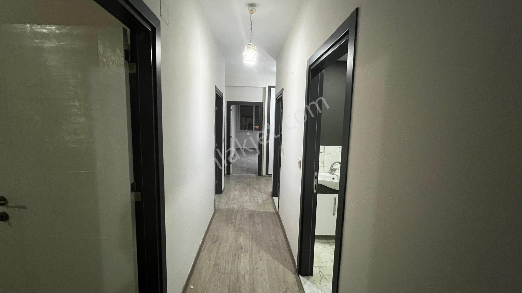 Denizli Mah.şevkat Sitesinde 3+1 Kiralık Daire - Görsel 11