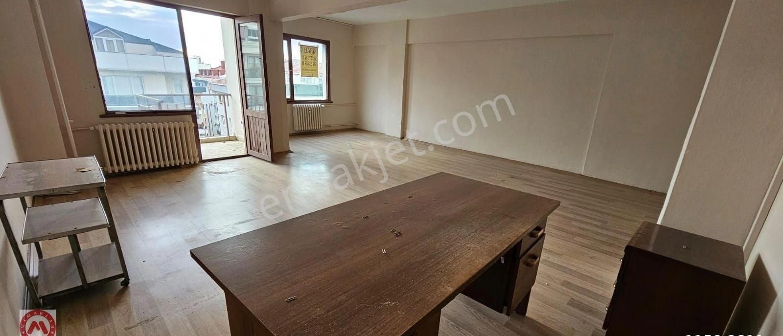 Maltepe Bağdat Caddesi Yeni Yapılan Meydanda 155m2 Asansörlü 2+1 - Görsel 17