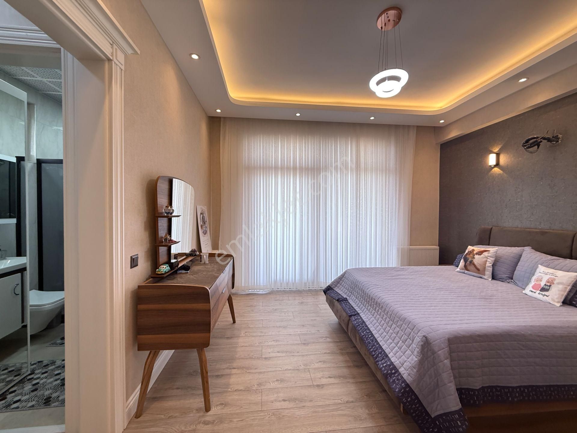 Gölbaşı - Bahçelievler Mah. Göl Manzaralı Kiralık Villa - Görsel 3