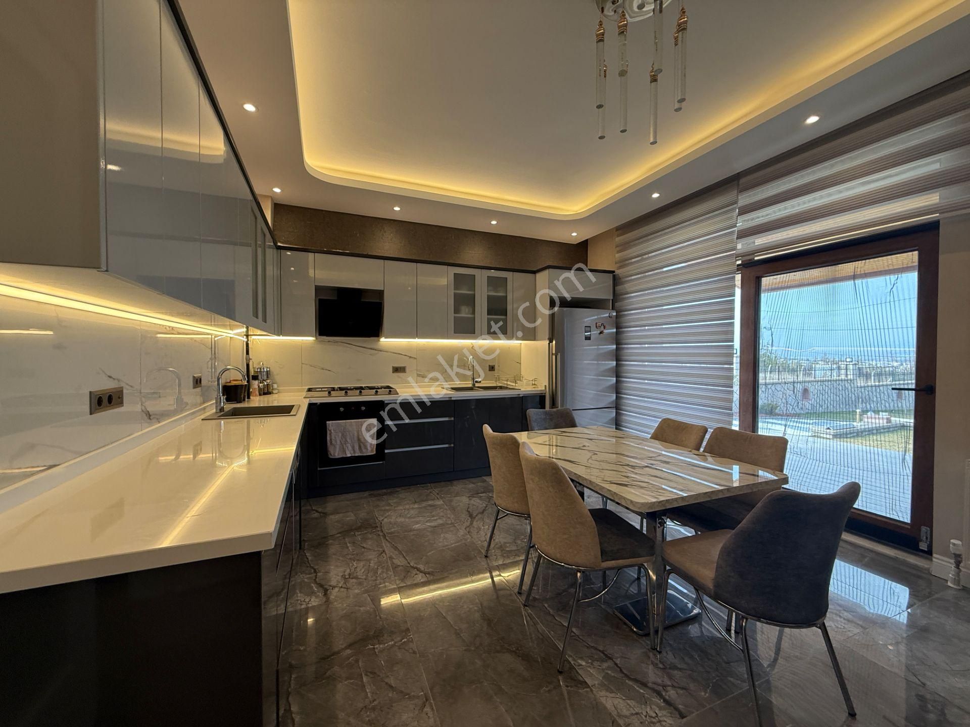 Gölbaşı - Bahçelievler Mah. Göl Manzaralı Kiralık Villa - Görsel 12