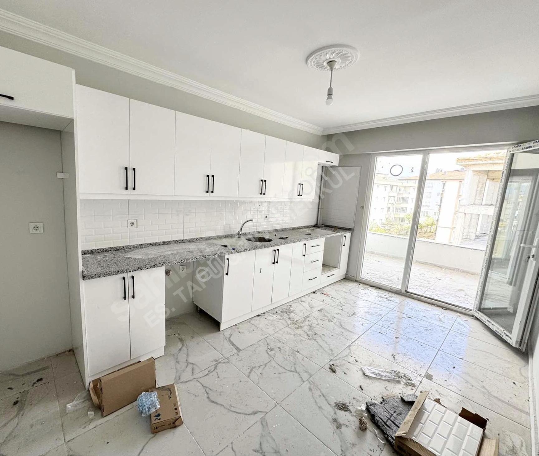 Emlak Evim'den Çiftlik Mah'de Satılık 3+1 125m2 Daire - Görsel 3