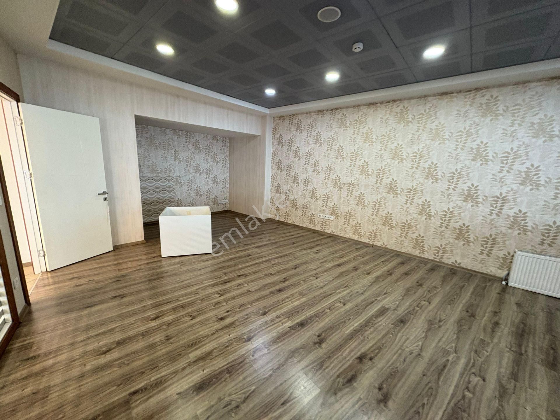 Zeytinburnu Kazlıçeşmede Kiralık 1.250 M2 Ticari Bina - Görsel 16