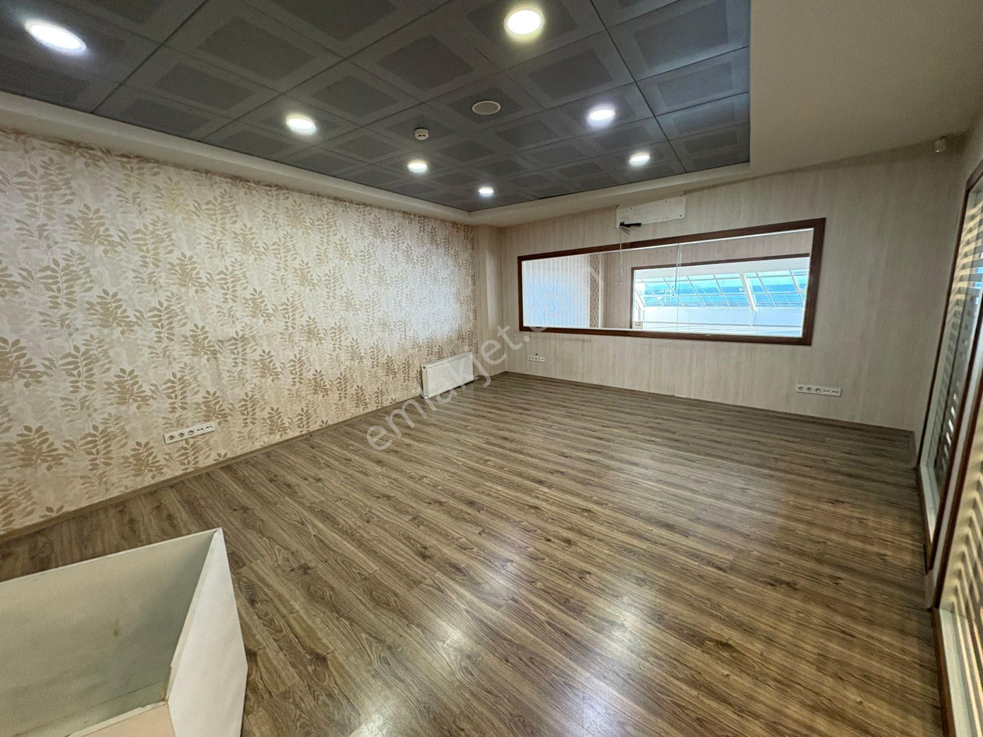 Zeytinburnu Kazlıçeşmede Kiralık 1.250 M2 Ticari Bina - Görsel 15