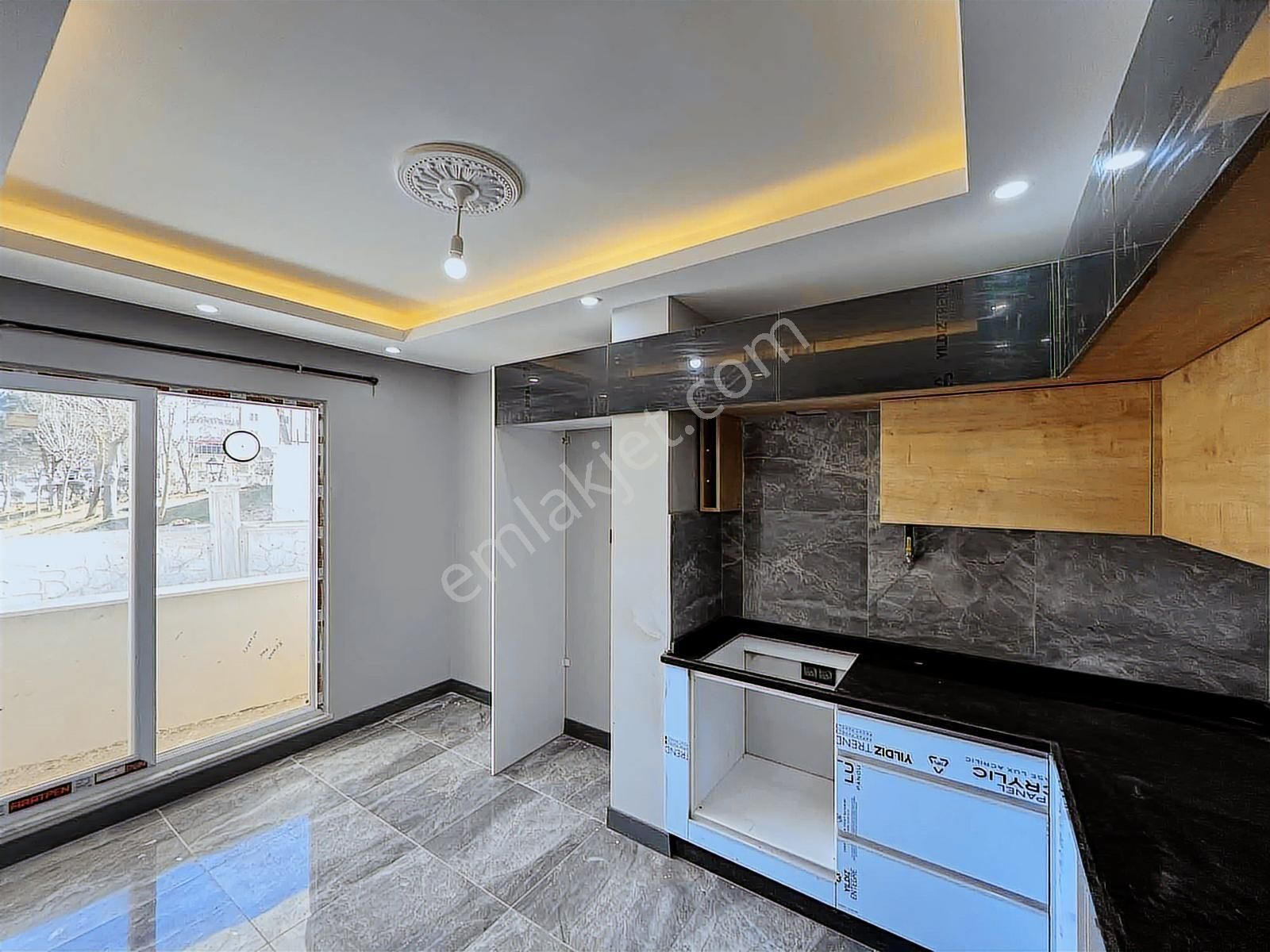 Akdoğanlardan İskanlı Güney Cephe Teraslı Lüx 2+1 Yüksek Giriş - Görsel 4