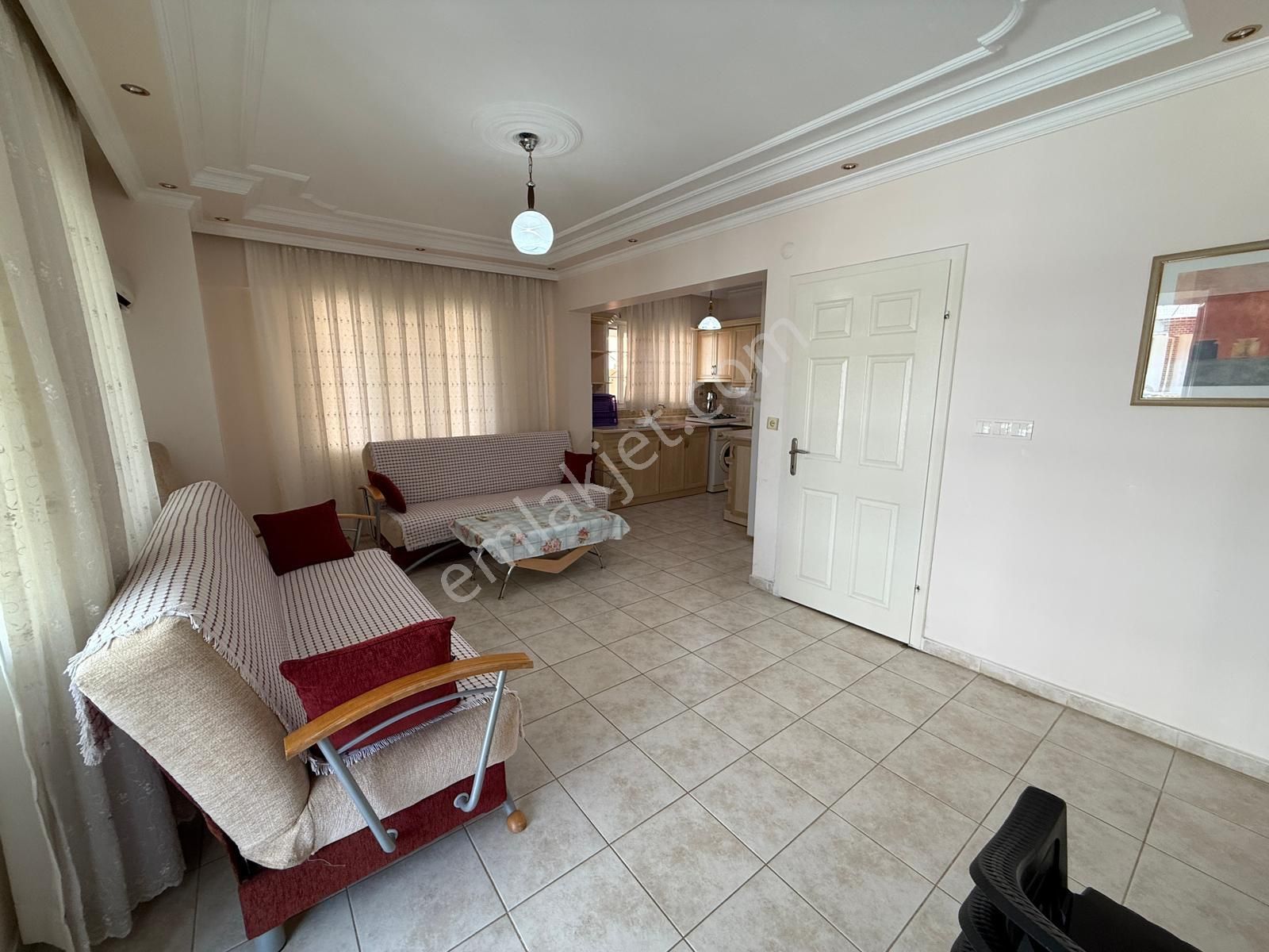 Altınkum Plajına 300m Yüksek Giriş Havuzlu 2+1 Daire - Görsel 9