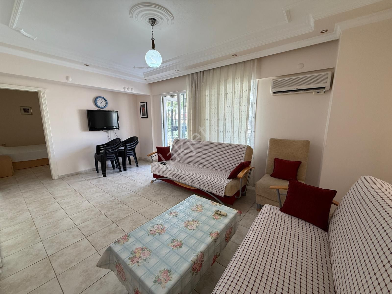 Altınkum Plajına 300m Yüksek Giriş Havuzlu 2+1 Daire - Görsel 7