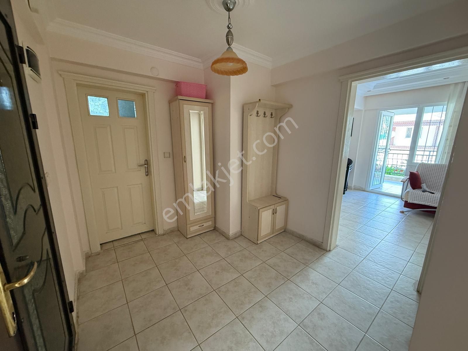 Altınkum Plajına 300m Yüksek Giriş Havuzlu 2+1 Daire - Görsel 6