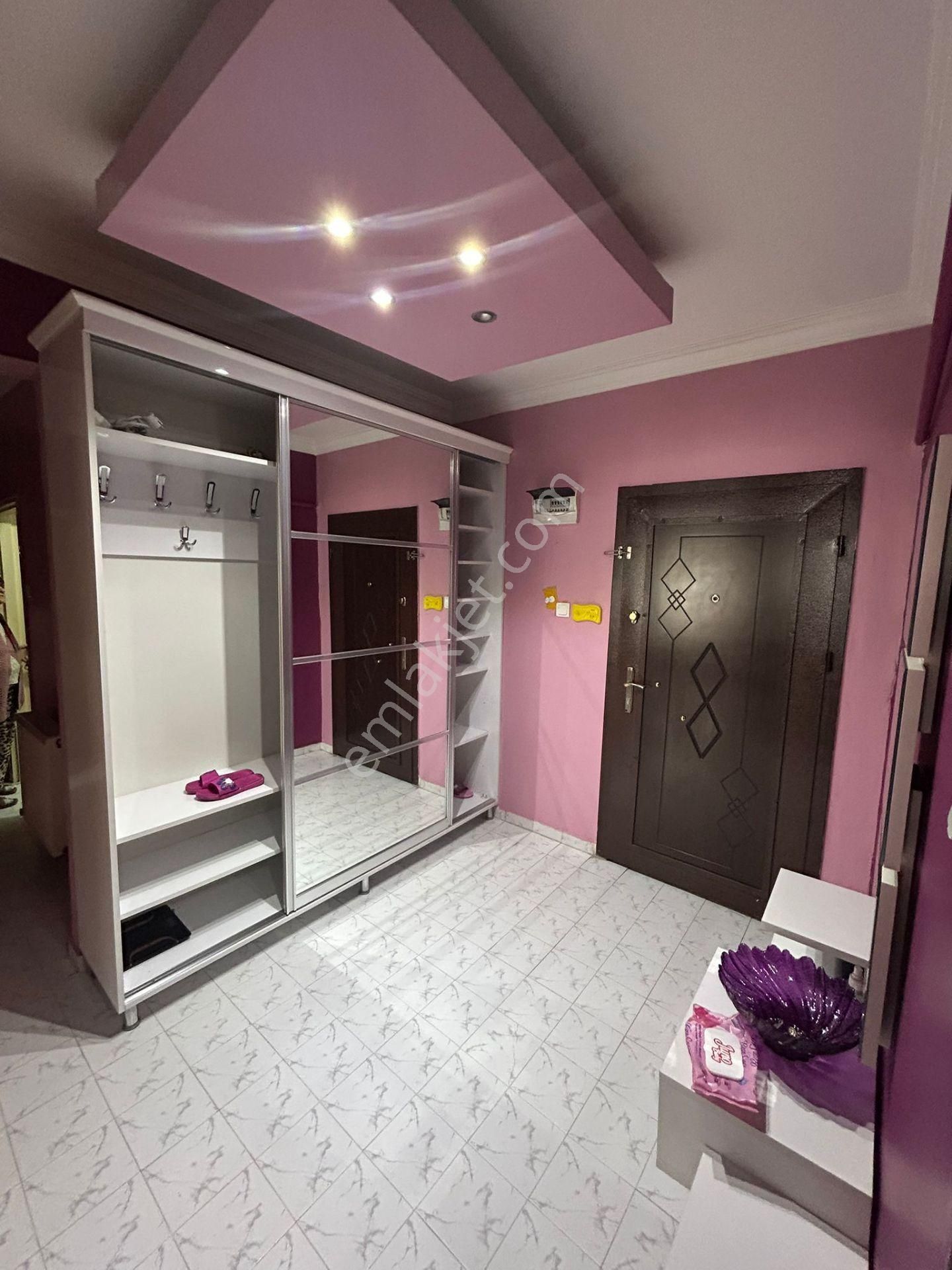 Eşyalı*kiralık*çaldıran Mah*azarbeycan Caddesi Üzeri*üst Kat*3+1*yeni Eşyalı* - Görsel 3