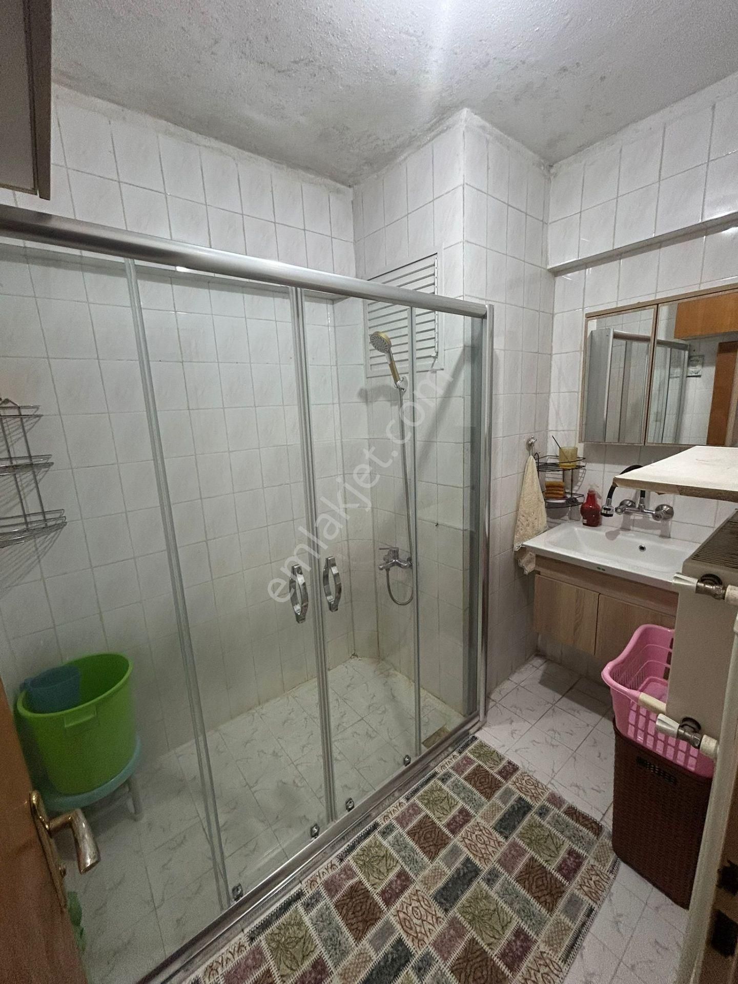 Eşyalı*kiralık*çaldıran Mah*azarbeycan Caddesi Üzeri*üst Kat*3+1*yeni Eşyalı* - Görsel 13