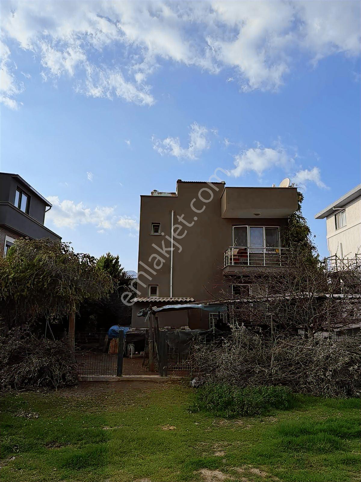 Yenifoça'da Doğa Ve Deniz Manzaralı Teraslı Dubleks Villa - Görsel 35