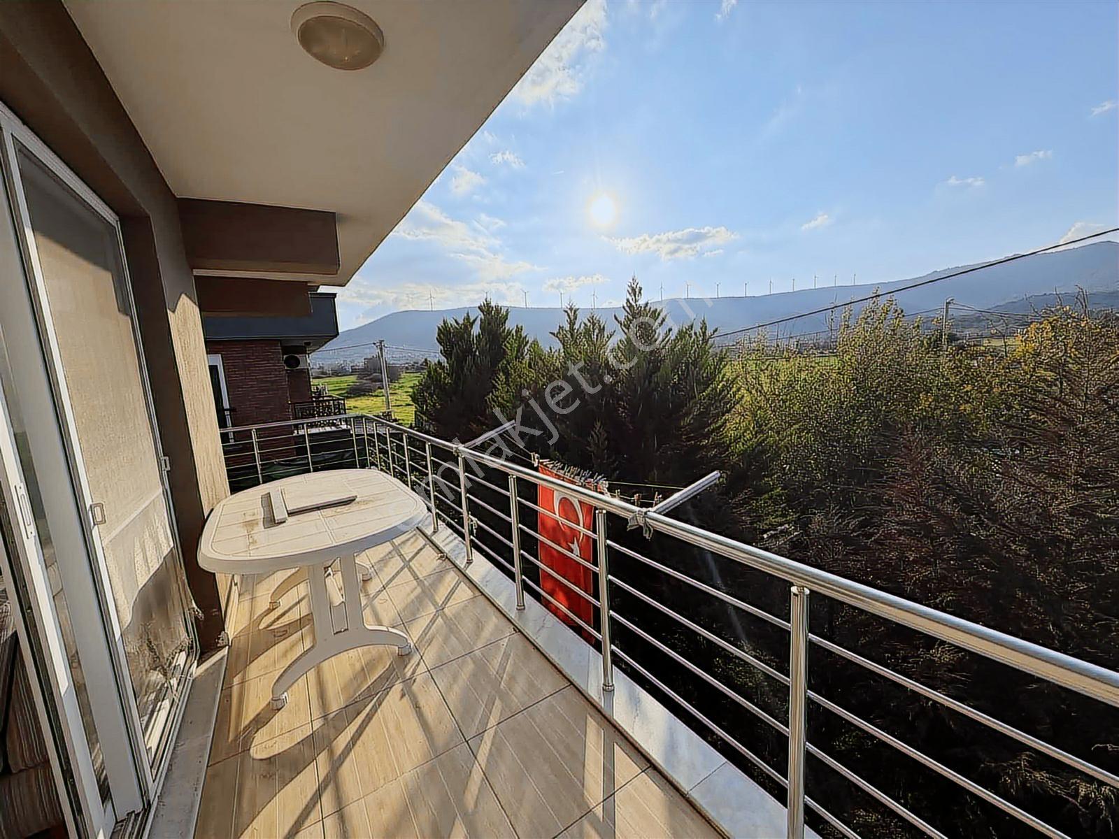Yenifoça'da Doğa Ve Deniz Manzaralı Teraslı Dubleks Villa - Görsel 16