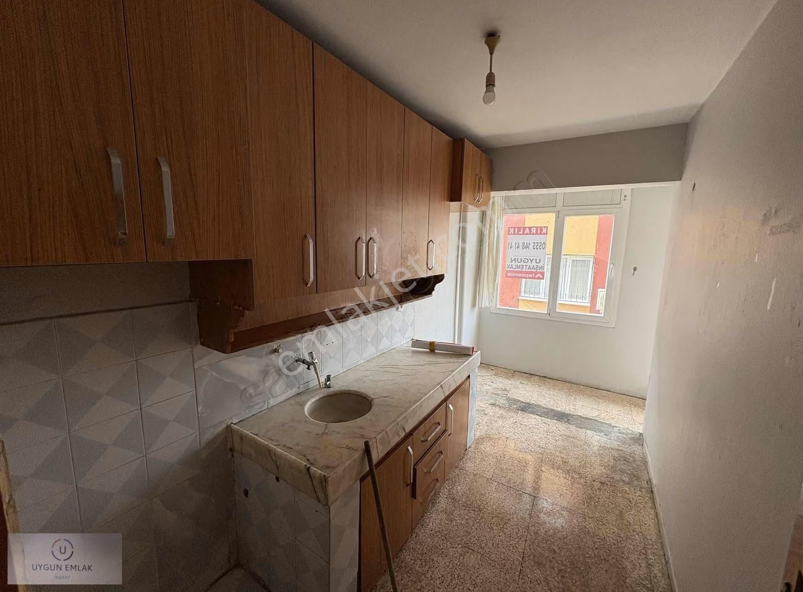 Karabağlar Yunus Emre Mah.'de Ana Yol Yakını 2+1 Satılık Daire - Görsel 3