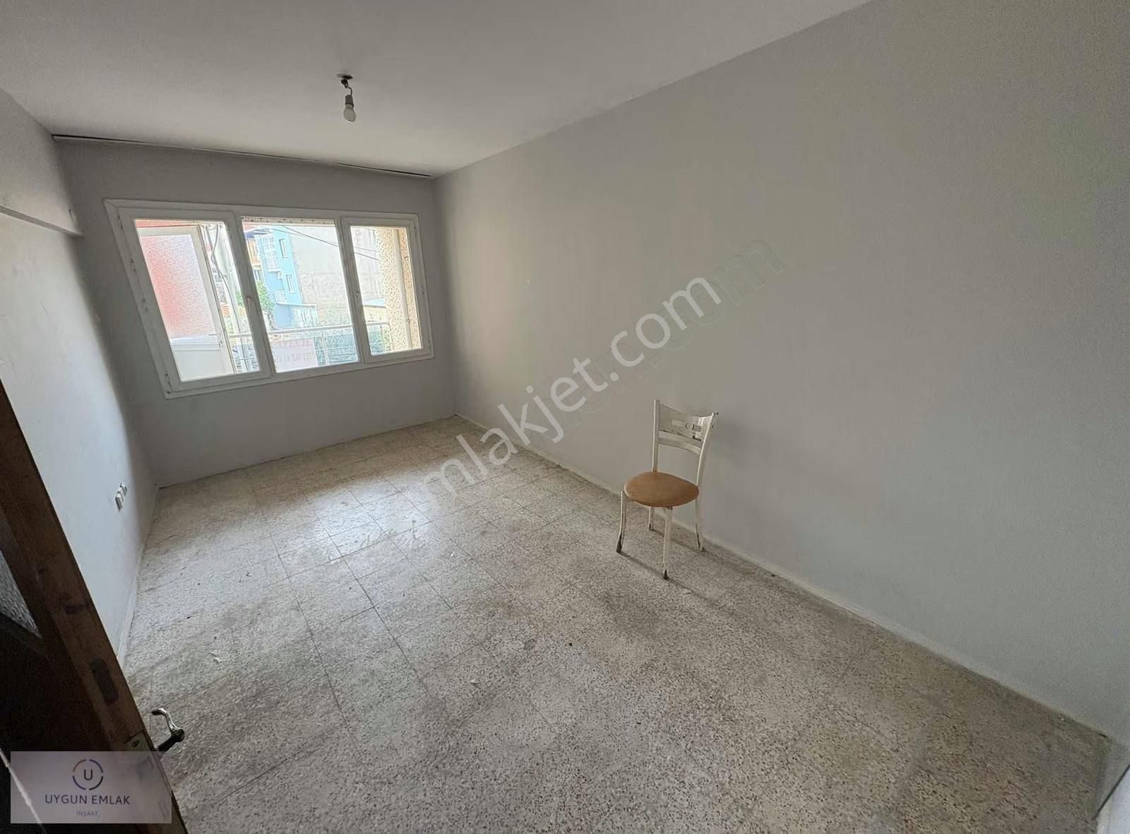 Karabağlar Yunus Emre Mah.'de Ana Yol Yakını 2+1 Satılık Daire - Görsel 6