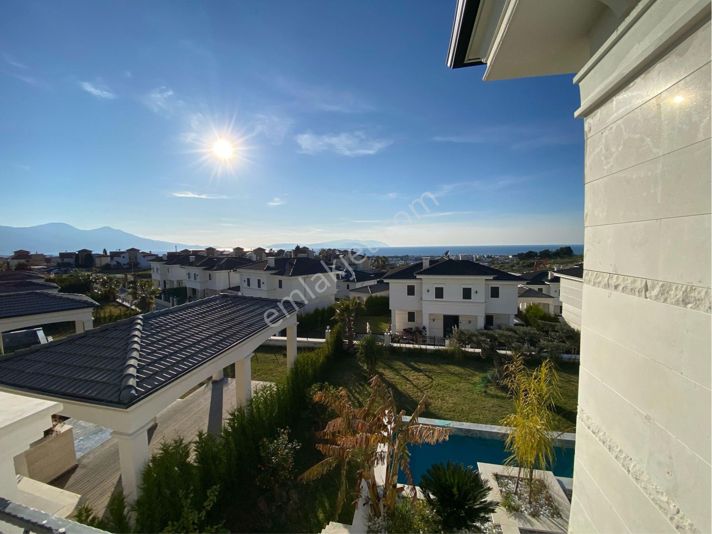 Kuşadası'nda Deniz Manzaralı Sıfır Satılık Malikane - Görsel 13