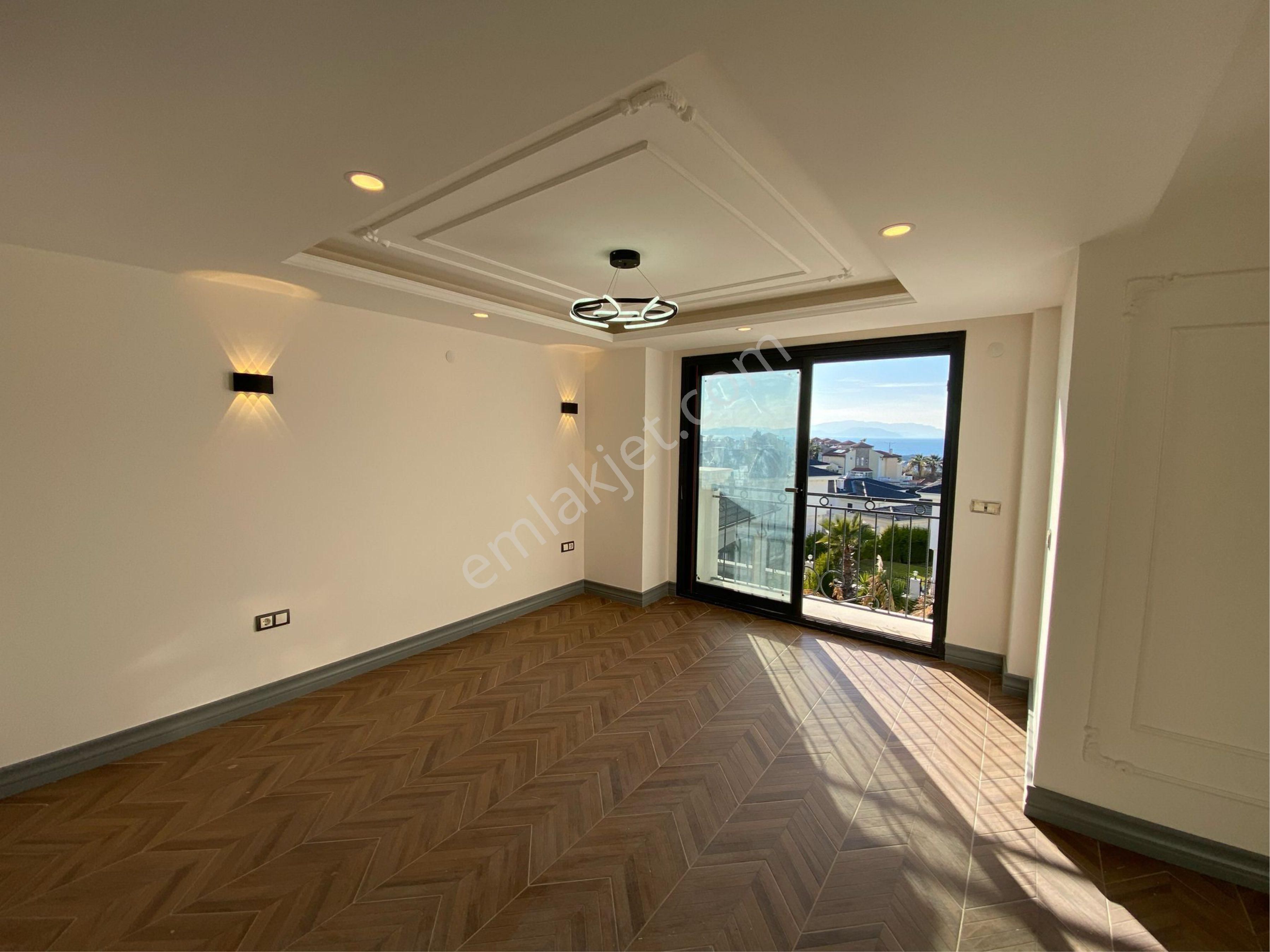 Kuşadası'nda Deniz Manzaralı Sıfır Satılık Malikane - Görsel 6