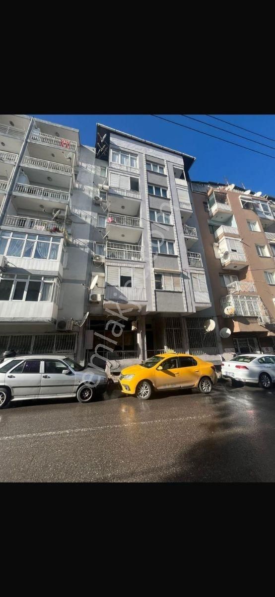Yeşilyurt Mızraklı Caddesinde Deniz Manzaralı Satılık 3+1 Daire - Görsel 6