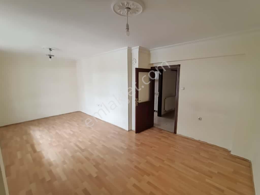 Mamak - Başak Mahallesinde Merkezi Konumlu 3+1 Ters Dubleks Kiralık Daire !!! - Görsel 3