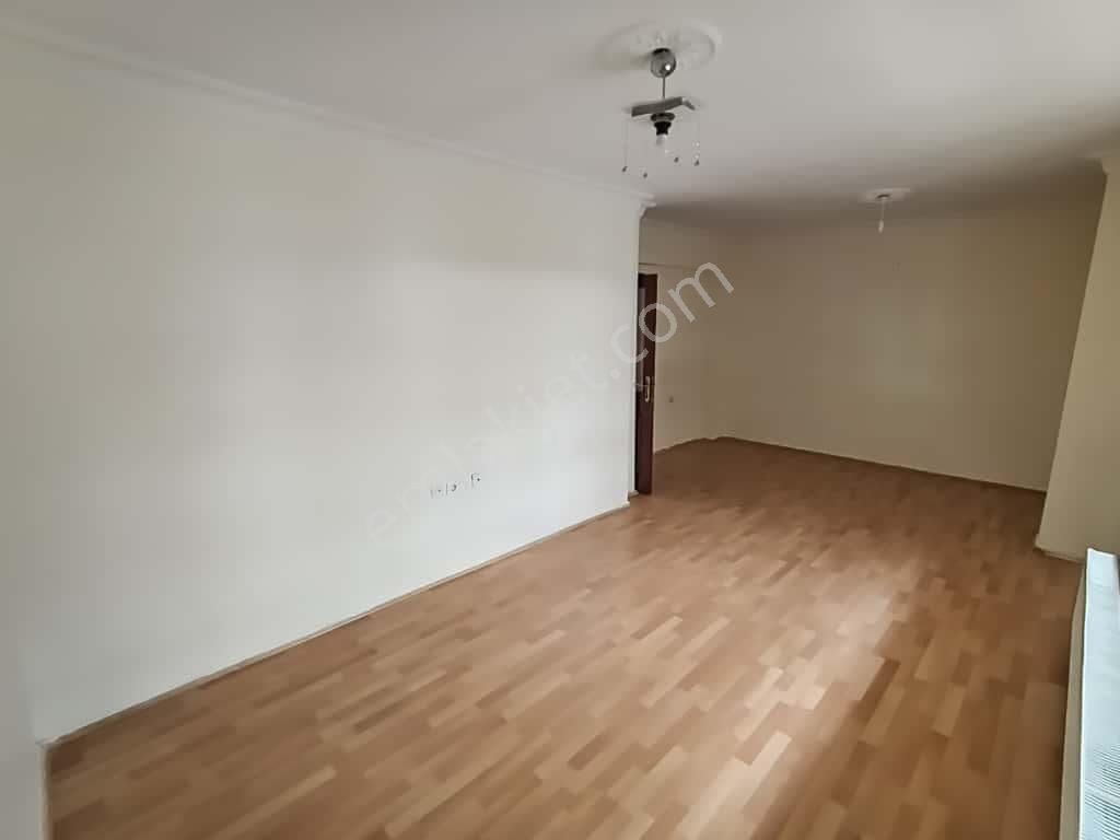 Mamak - Başak Mahallesinde Merkezi Konumlu 3+1 Ters Dubleks Kiralık Daire !!! - Görsel 4