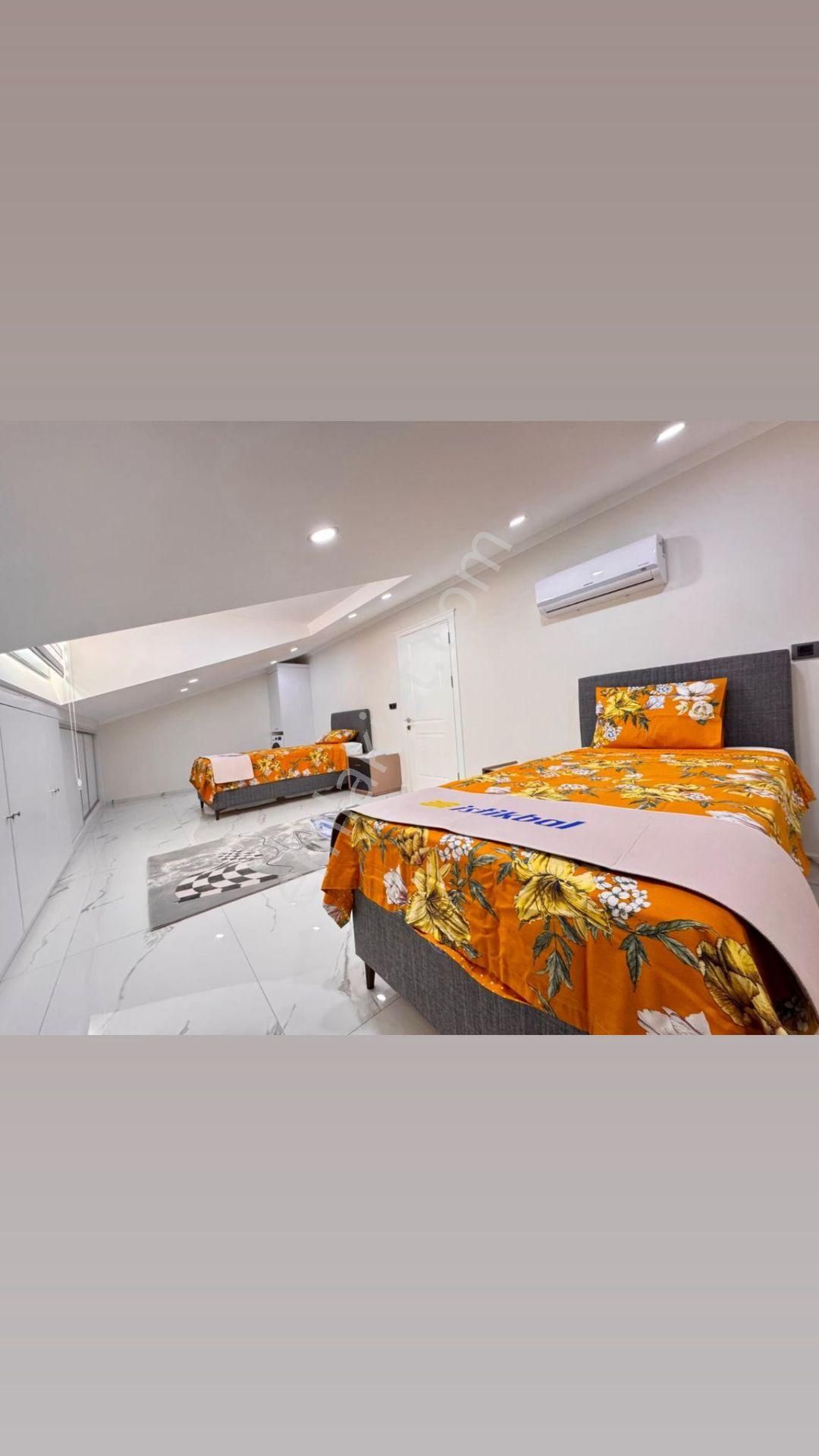 Yeşilkent Yolu Üzerinde Cumhuriyet Mahallesi'nde 5+1 Ultra Lüks Full Eşyalı Villa - Görsel 3