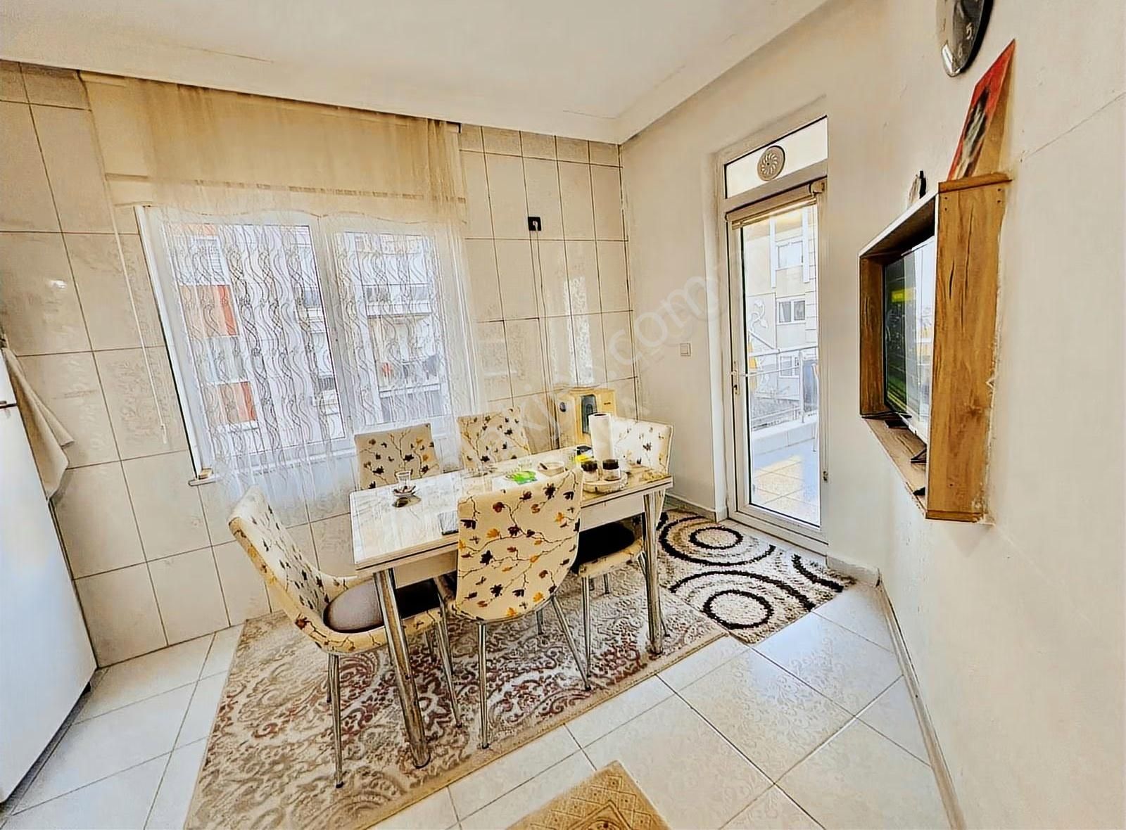 Kizilarikta Ara Katta 2+1 Herseyi Ayri Guzel Konum Firsat Daire - Görsel 8