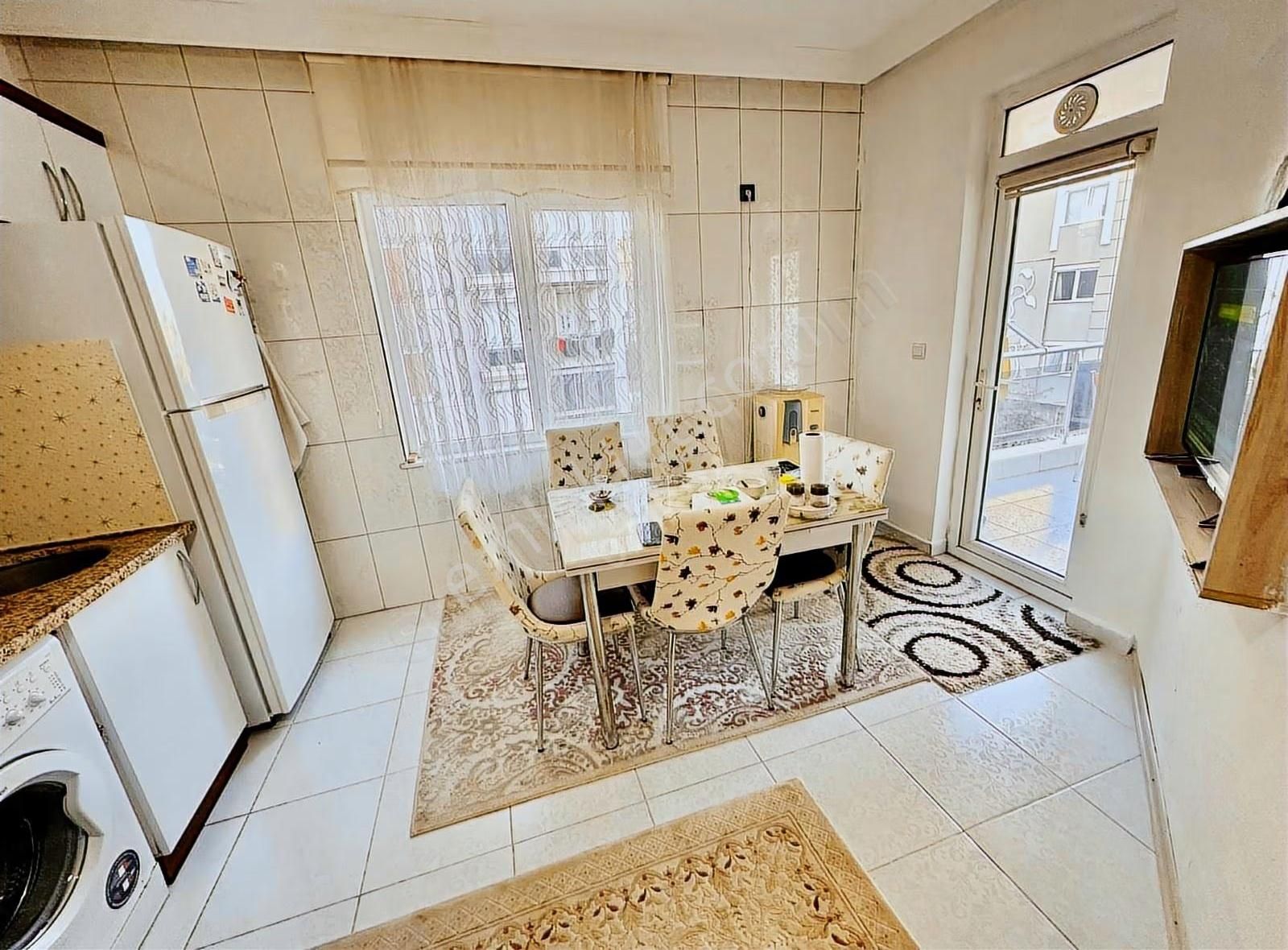 Kizilarikta Ara Katta 2+1 Herseyi Ayri Guzel Konum Firsat Daire - Görsel 9