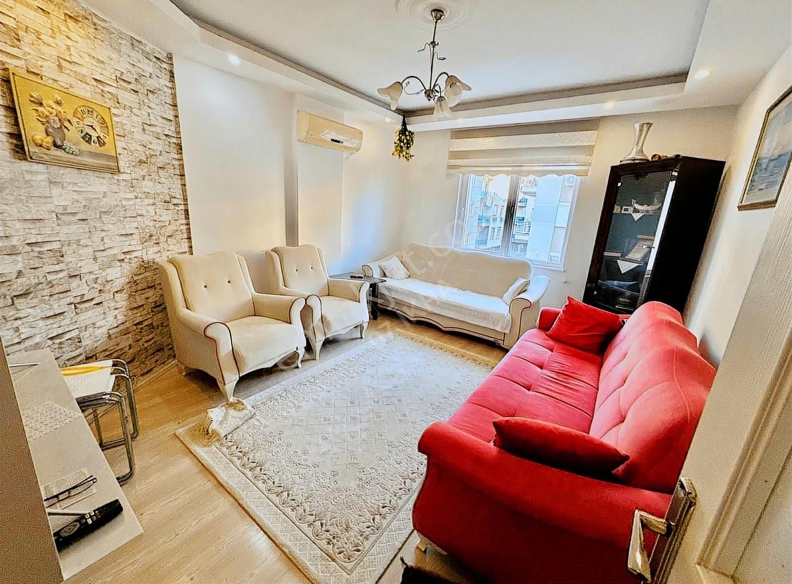 Kizilarikta Ara Katta 2+1 Herseyi Ayri Guzel Konum Firsat Daire - Görsel 12