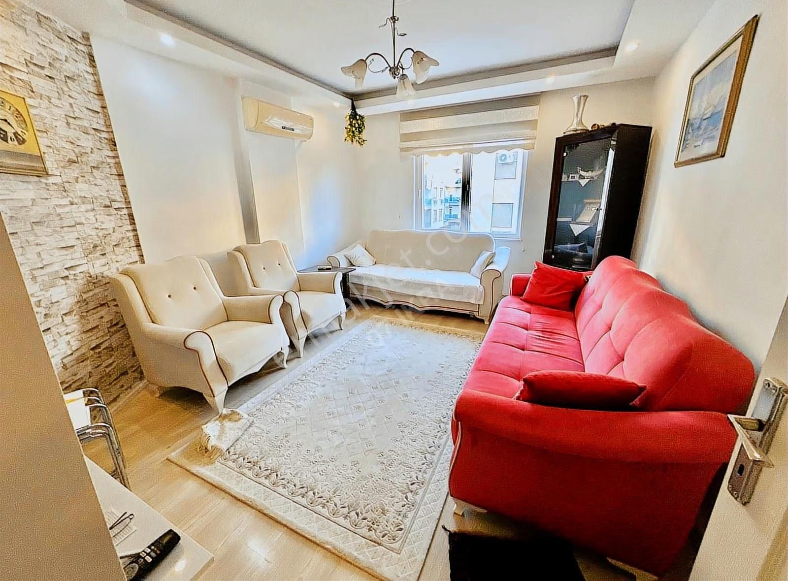 Kizilarikta Ara Katta 2+1 Herseyi Ayri Guzel Konum Firsat Daire - Görsel 13