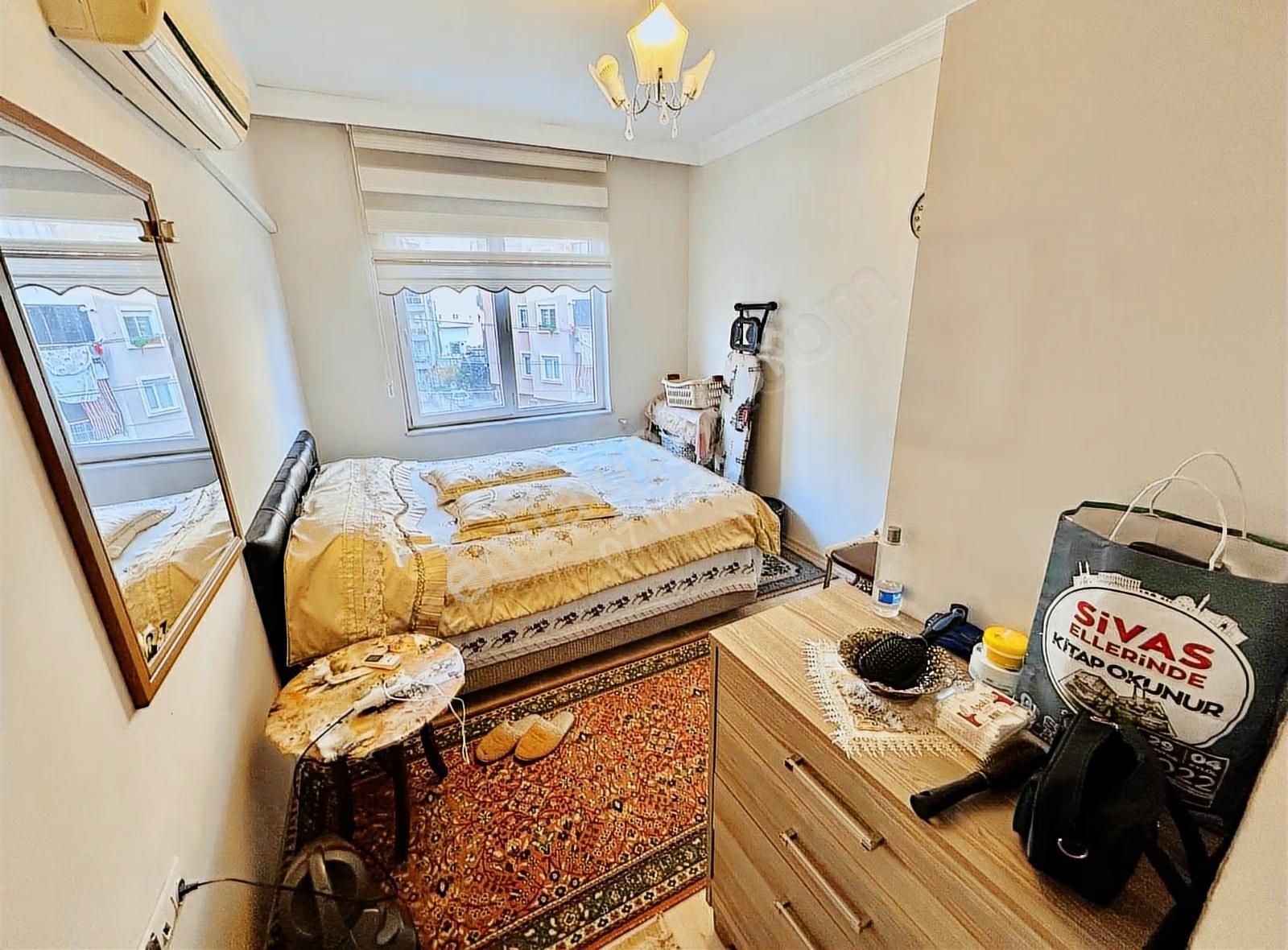 Kizilarikta Ara Katta 2+1 Herseyi Ayri Guzel Konum Firsat Daire - Görsel 17