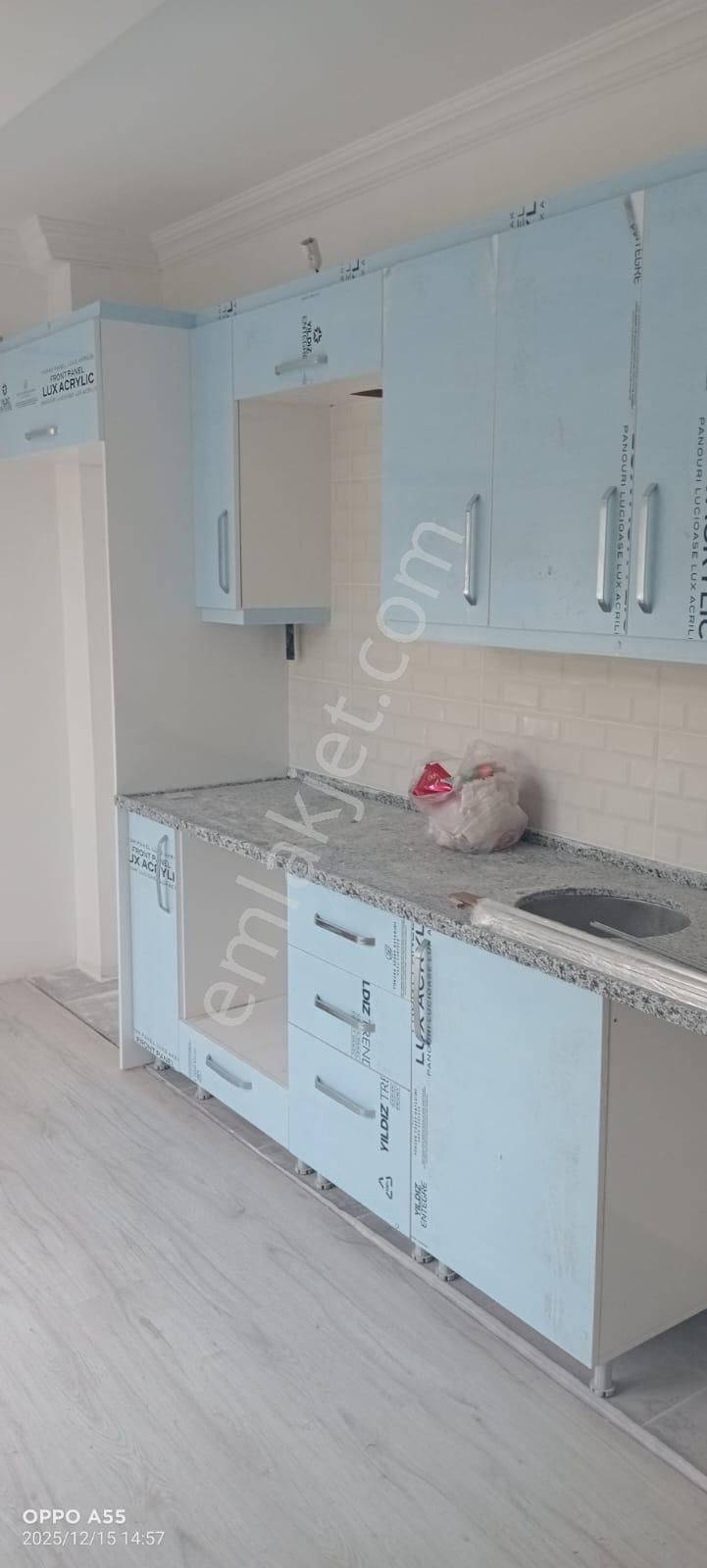 Adalet Gold Group Emlak'tan Satılık Daire Sıfır Bina Ara Katta Ayvaz Mahallesinde