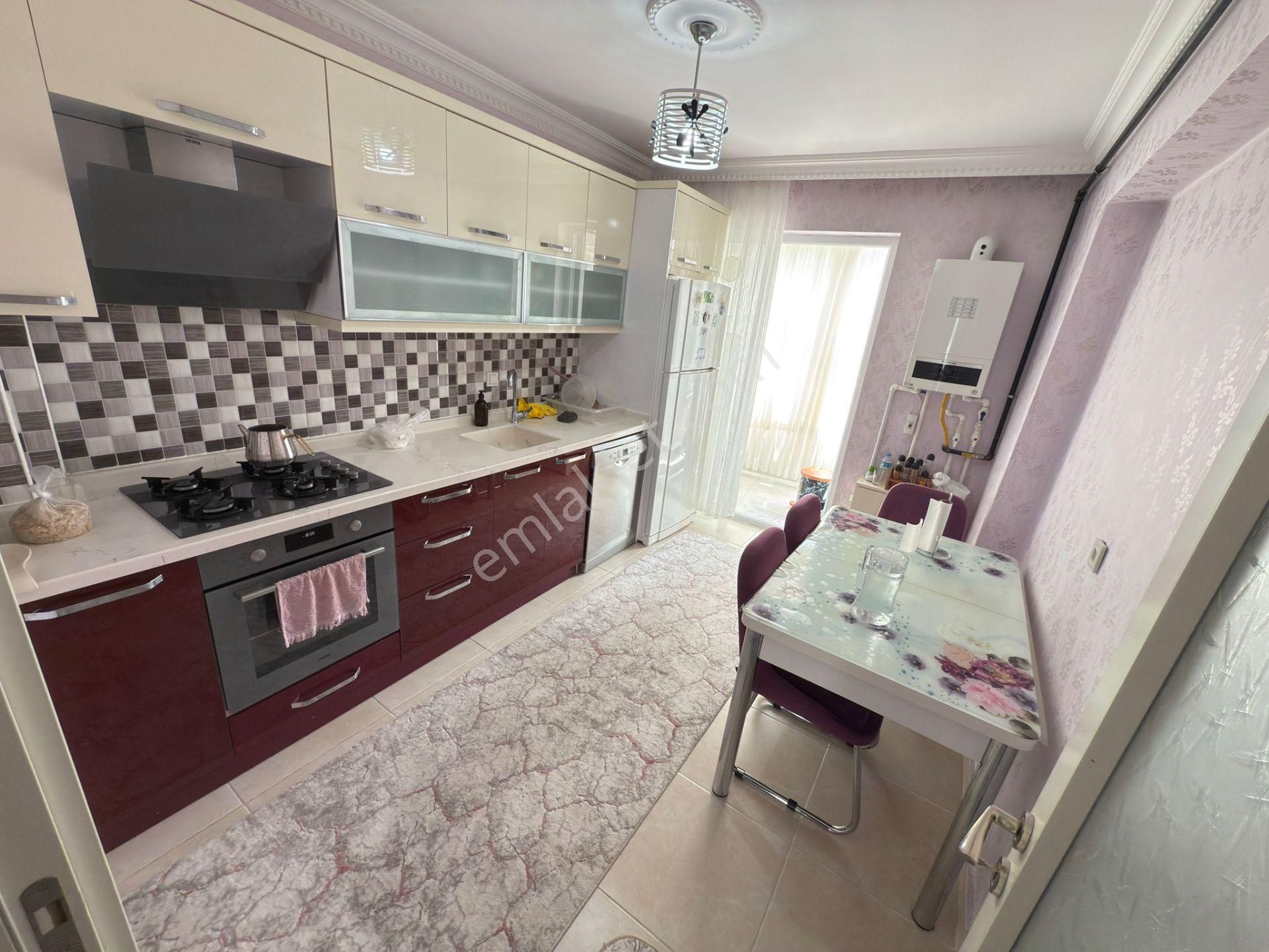 Kanuni Mahallesi'nde Yapılı Katta 3+1 Daire!