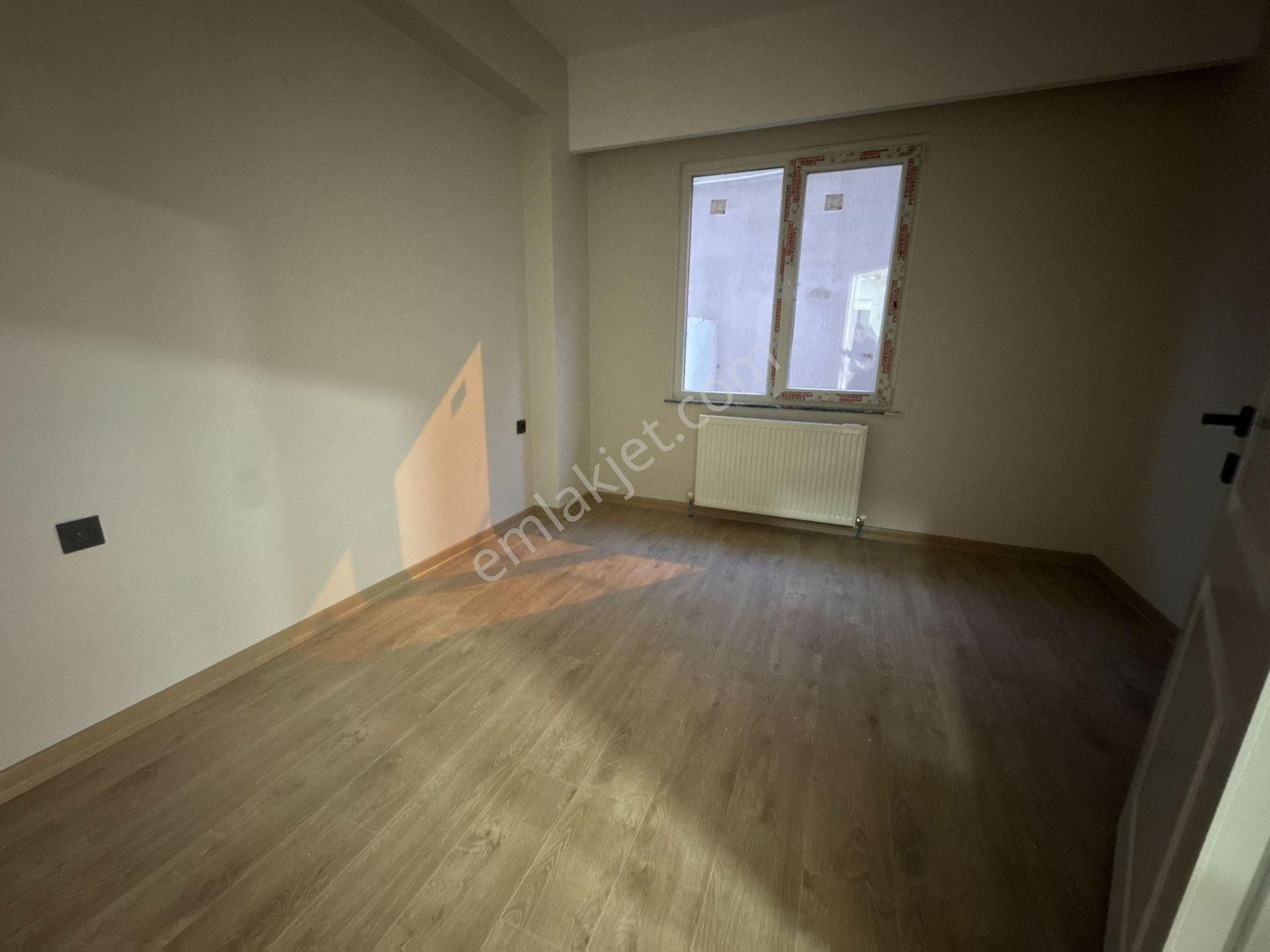 Çekmeköy Merkezde Emsalsiz Bahçe Kullanım Satılık 2+1 - Görsel 17