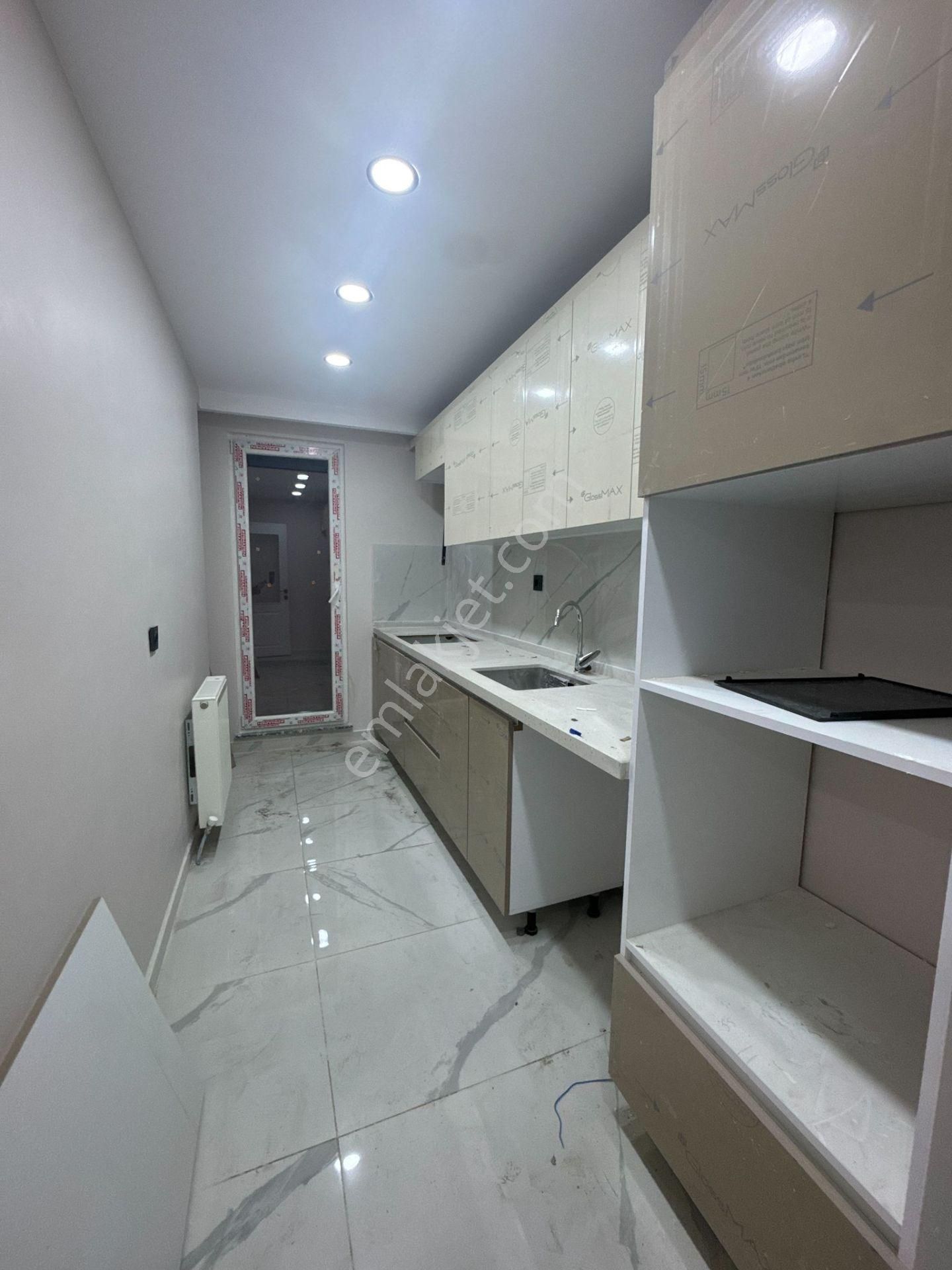 Çekmeköy Merkezde Emsalsiz Bahçe Kullanım Satılık 2+1 - Görsel 26