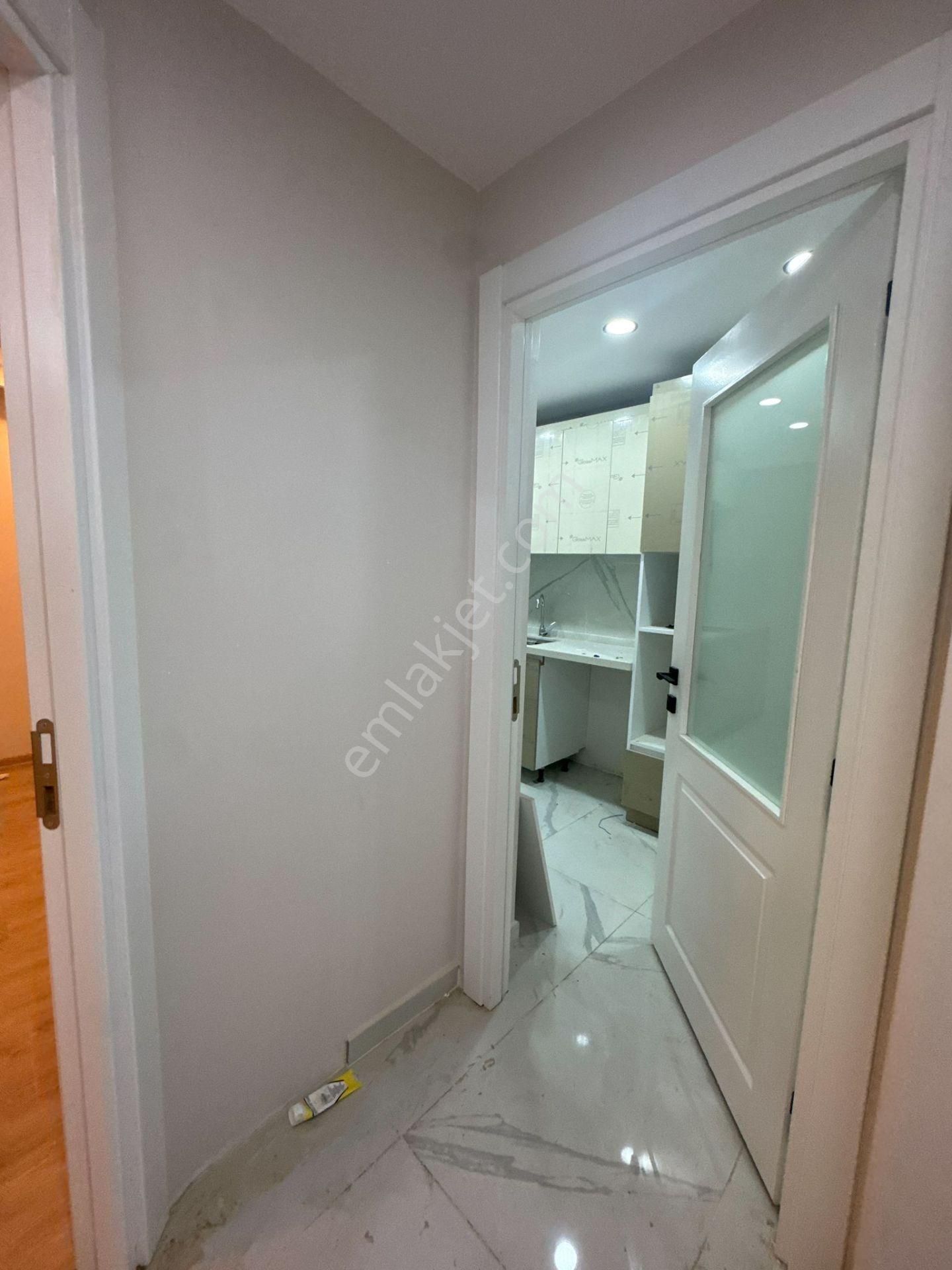 Çekmeköy Merkezde Emsalsiz Bahçe Kullanım Satılık 2+1 - Görsel 27