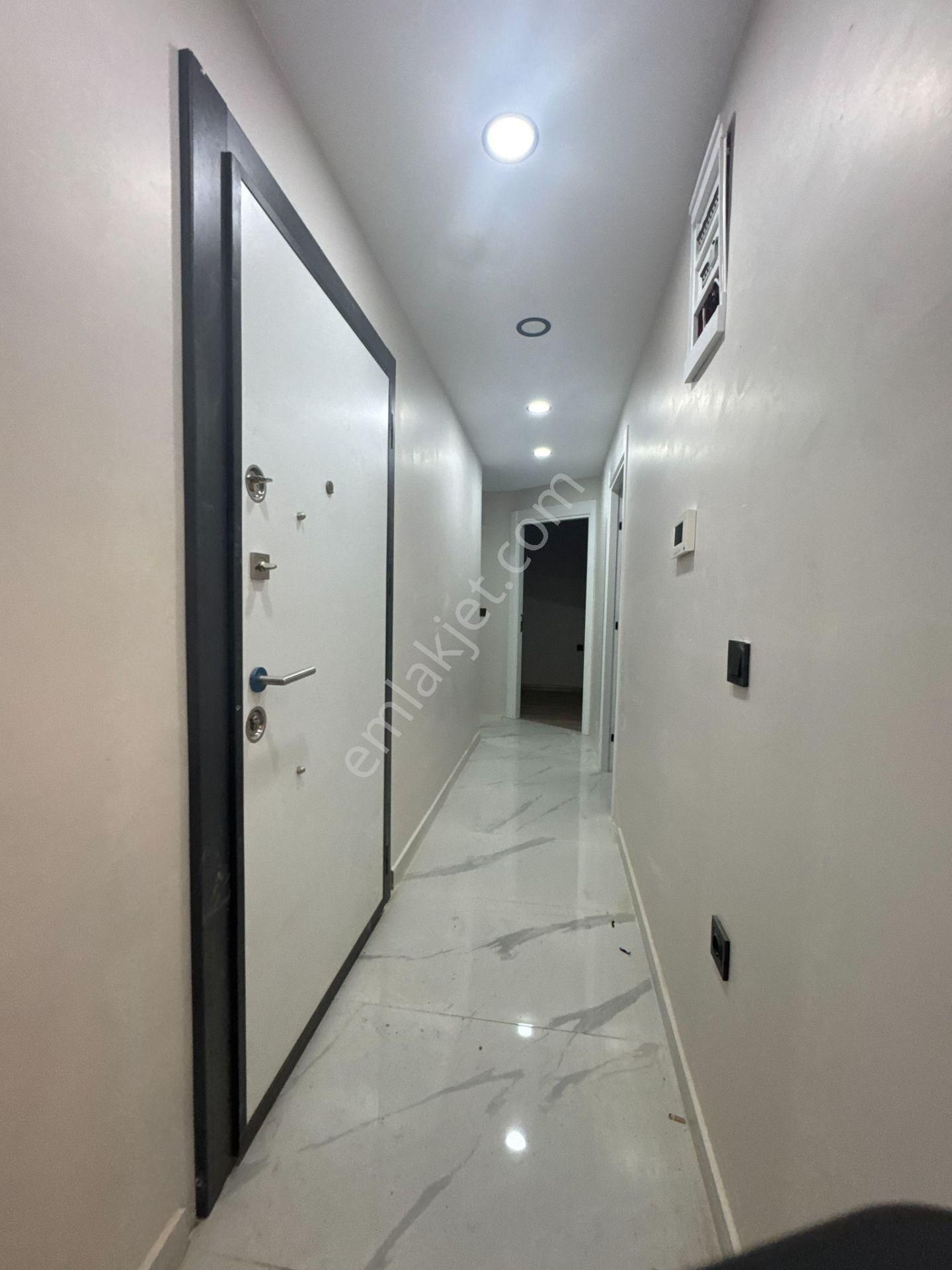 Çekmeköy Merkezde Emsalsiz Bahçe Kullanım Satılık 2+1 - Görsel 14