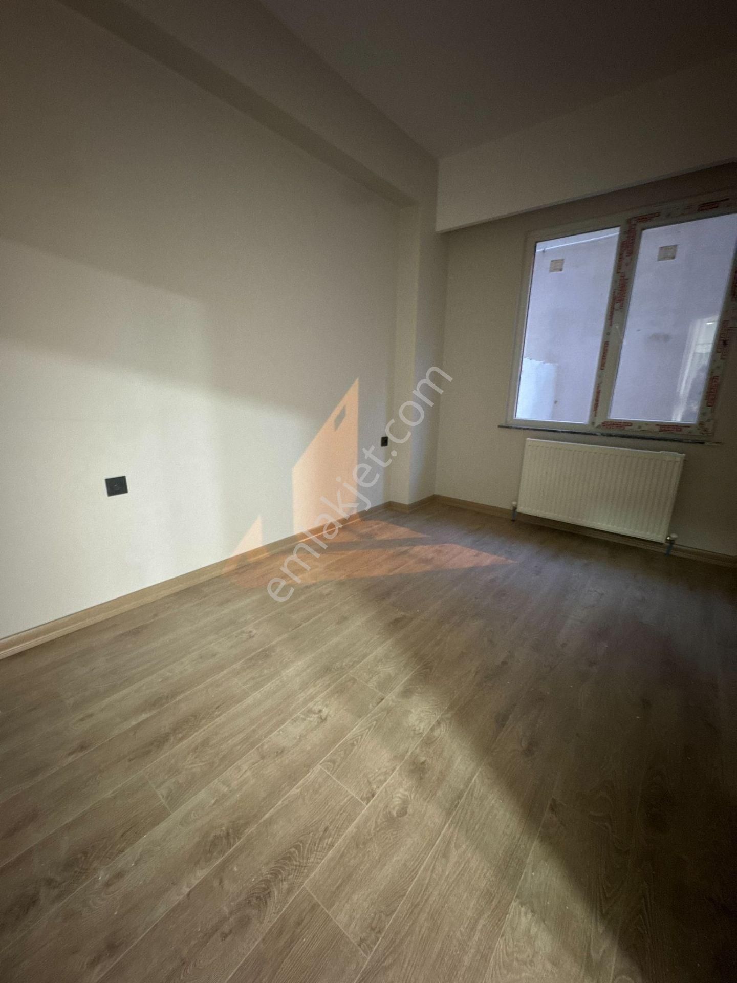 Çekmeköy Merkezde Emsalsiz Bahçe Kullanım Satılık 2+1 - Görsel 18