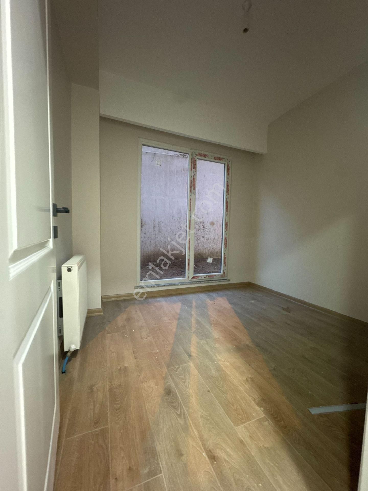 Çekmeköy Merkezde Emsalsiz Bahçe Kullanım Satılık 2+1 - Görsel 15