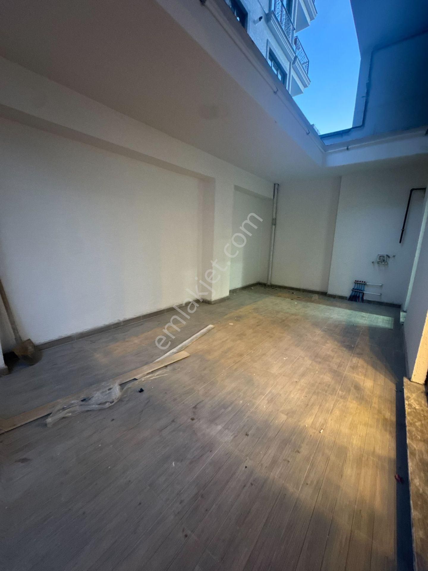 Çekmeköy Merkezde Emsalsiz Bahçe Kullanım Satılık 2+1 - Görsel 7