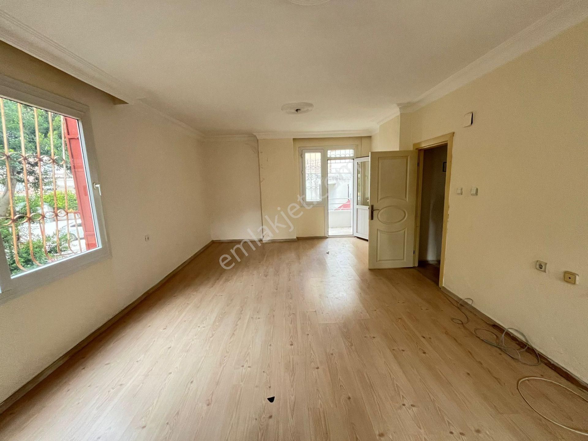 Ergünden Mendereste Bakanlık Cad Civ Satılık Fırsat 3+1 Daire - Görsel 3