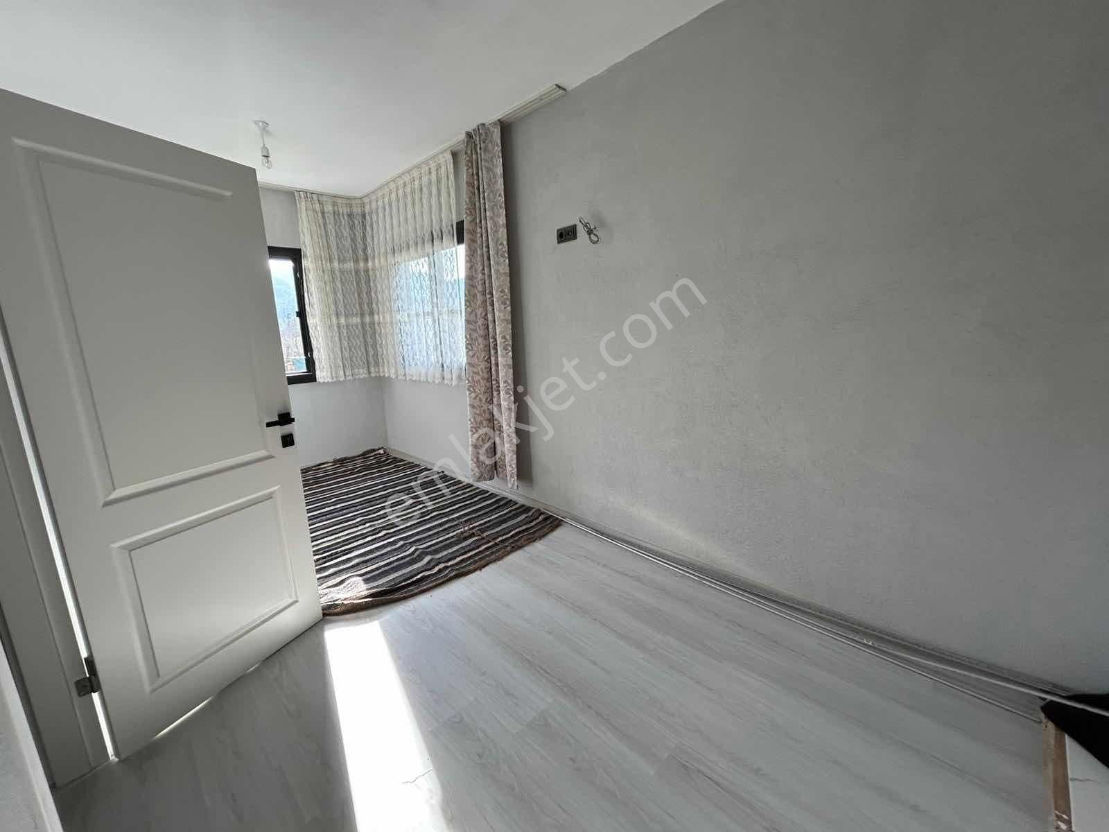 Cb Marina'dan Çamlı Köyünde Satılık 1228m2 Hisseye Sahip Tarla - Görsel 3