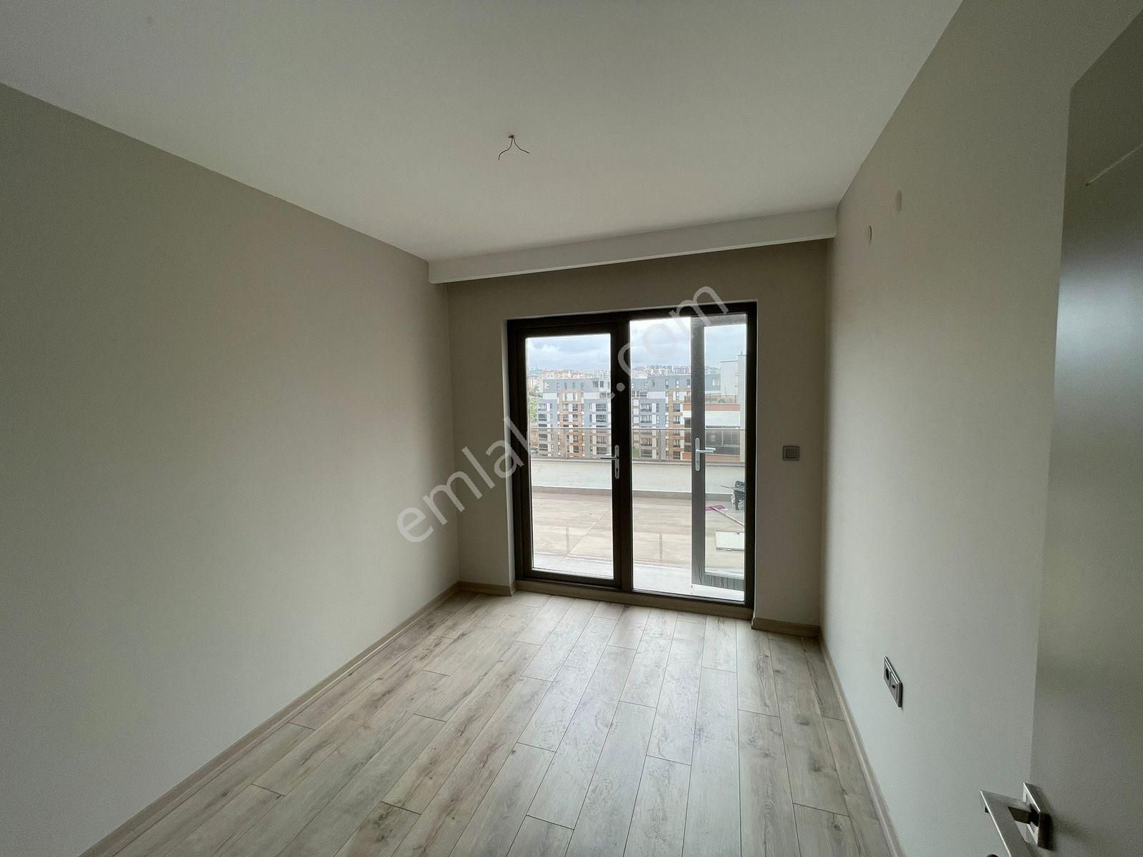 Balkan Premıum Sitesinde Satılık 5+1 Lüks Dubleks Daire - Görsel 2