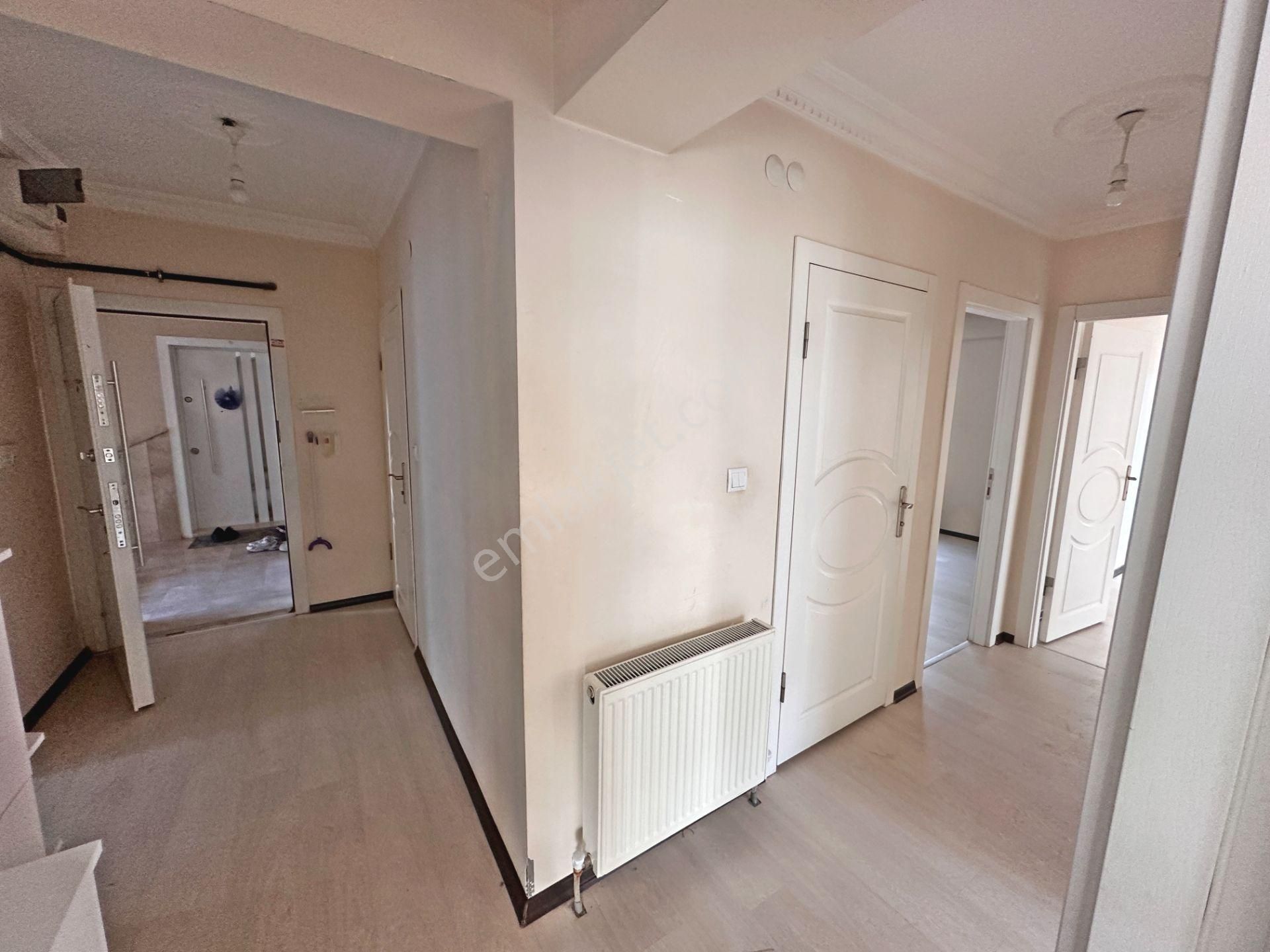 Şahintepe Mahallesi Ara Kat Ön Cephe Asansörlü 3+1 Kiralık Daire - Görsel 6