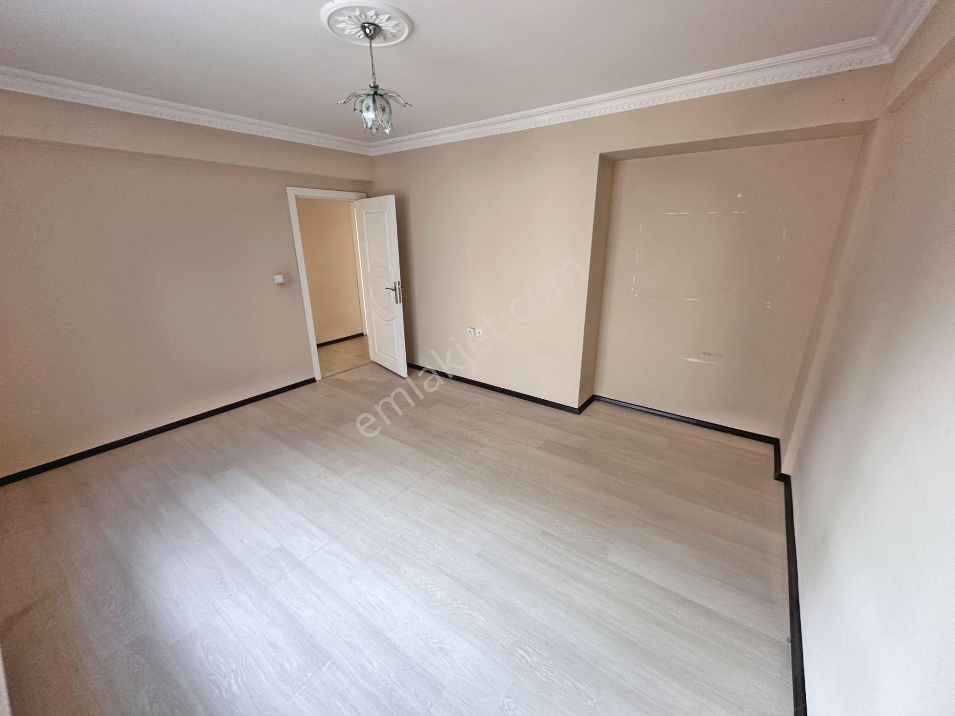 Şahintepe Mahallesi Ara Kat Ön Cephe Asansörlü 3+1 Kiralık Daire - Görsel 17
