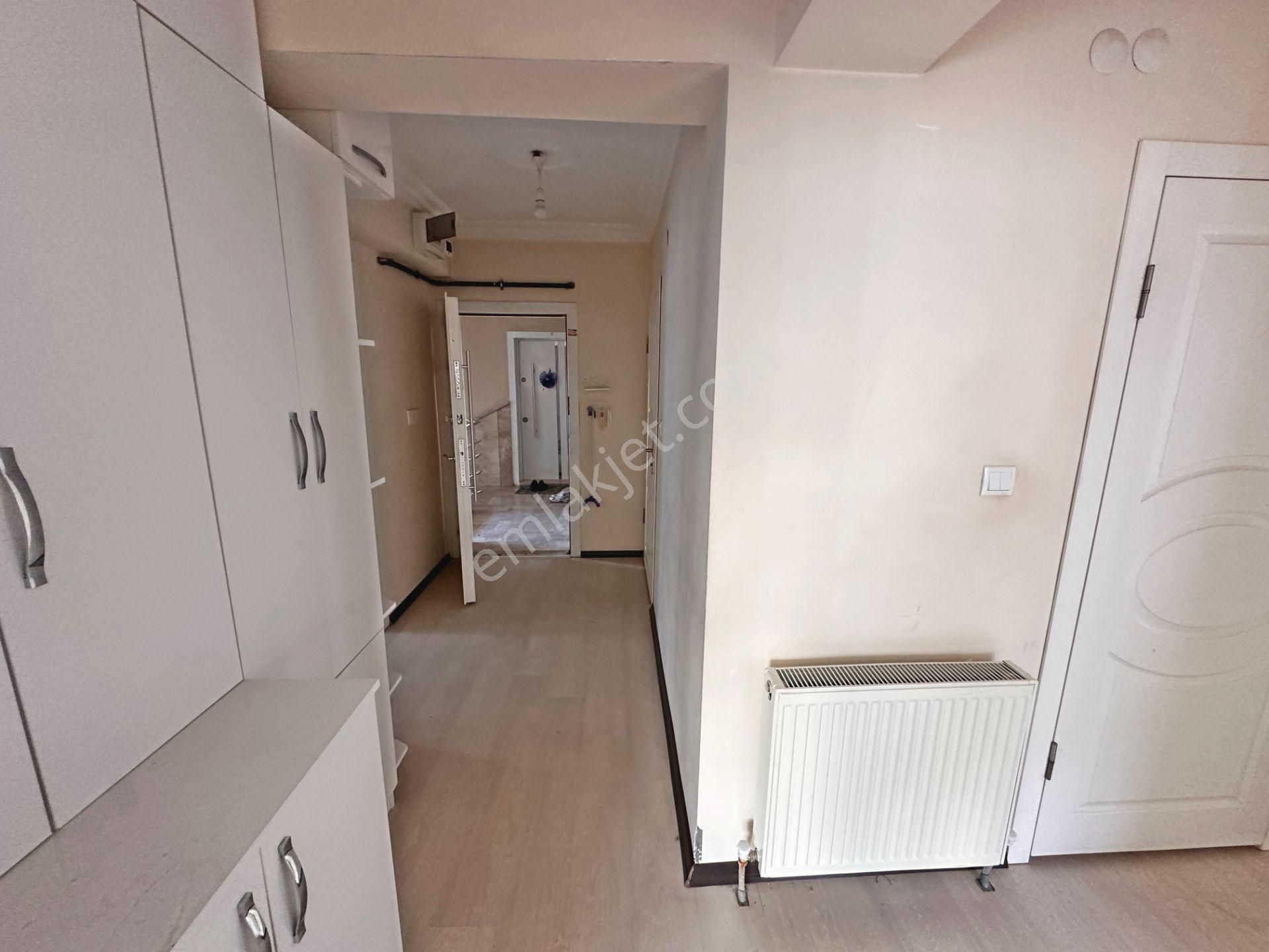 Şahintepe Mahallesi Ara Kat Ön Cephe Asansörlü 3+1 Kiralık Daire - Görsel 7