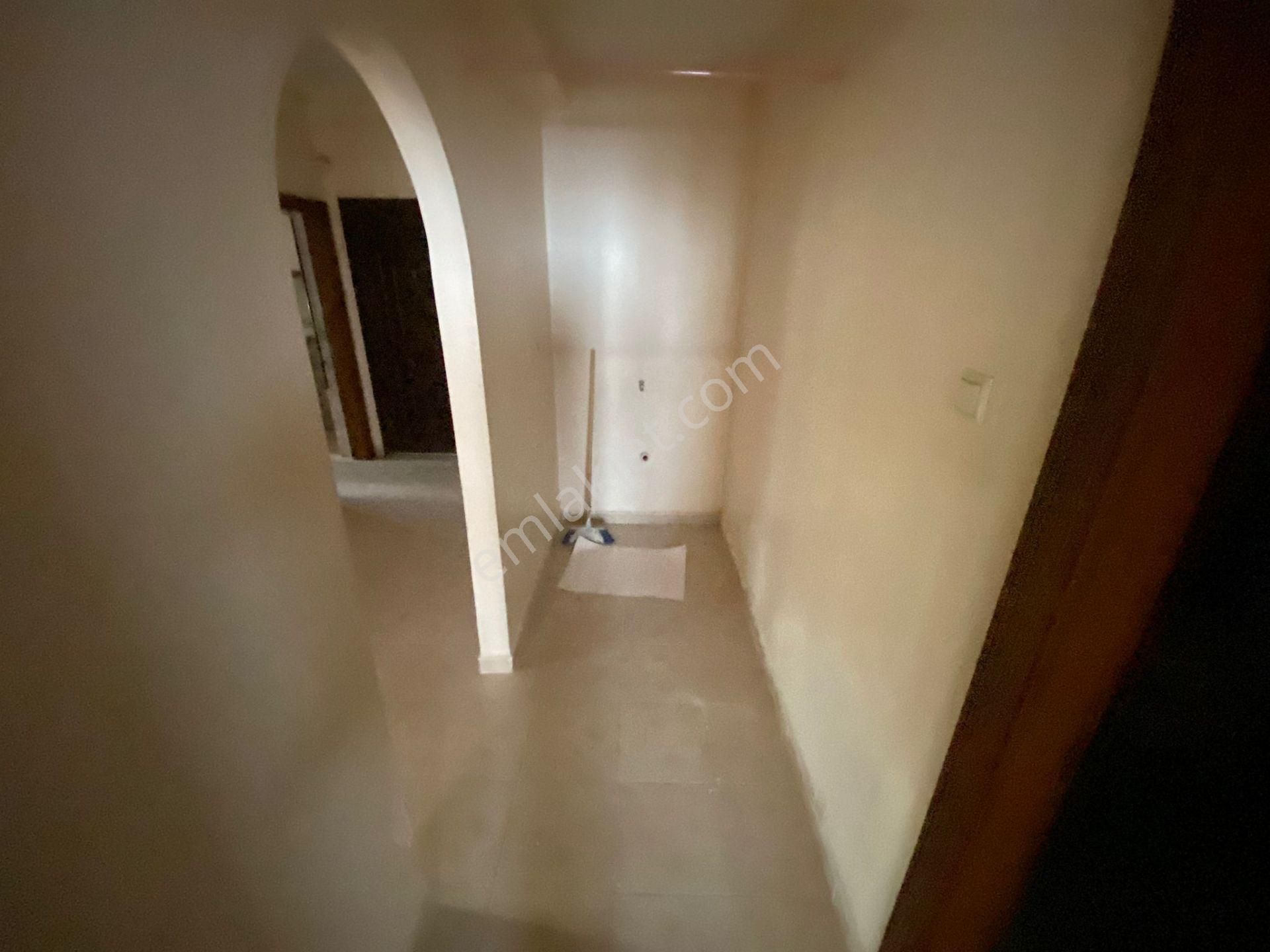 Etlikte Giriş 3+1 Bağımsız Yapılı Kiralık Daire - Görsel 14