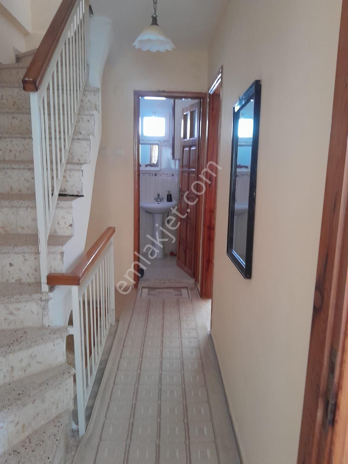 Kuşadası Karaovada Denize Ve Avemelere 500 Mt Mesafede Satılık 4+1 Triplex Villa - Görsel 18
