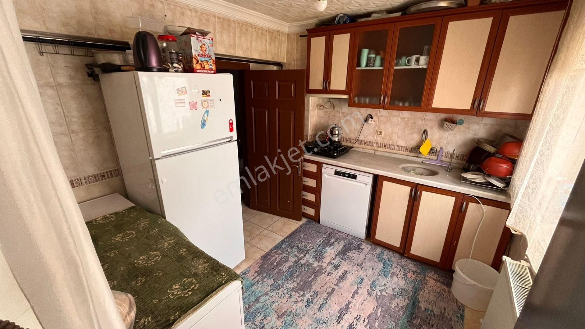 Hayal^den Pınarbaşı Mh^de Çift Balkonlu Yapılı Geniş 3+1 Bağımsz Masrafsz Daire !