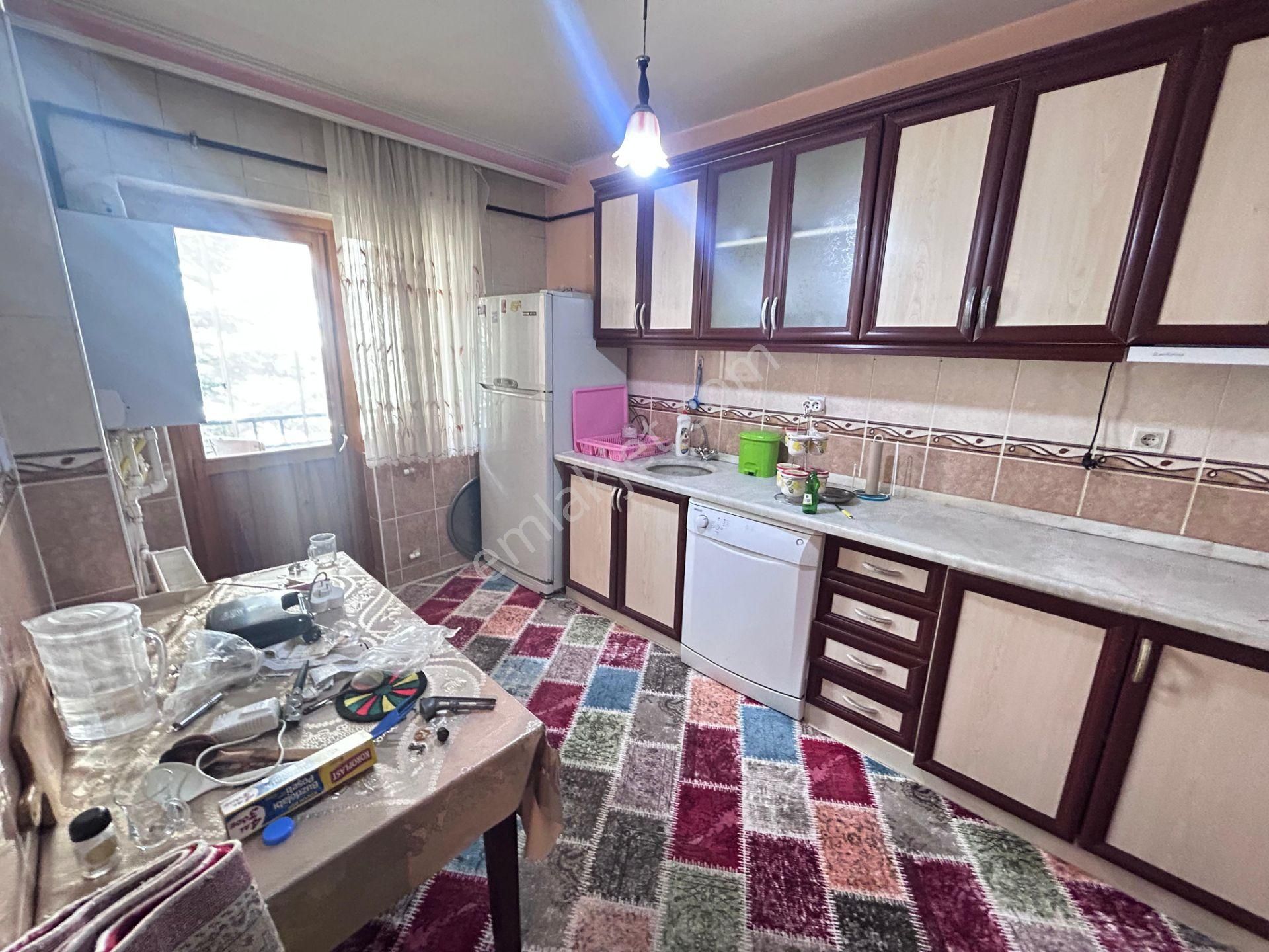 Lider Emlak'tan Battalgazi Mahallesinde 3+1 1.kat Satılık